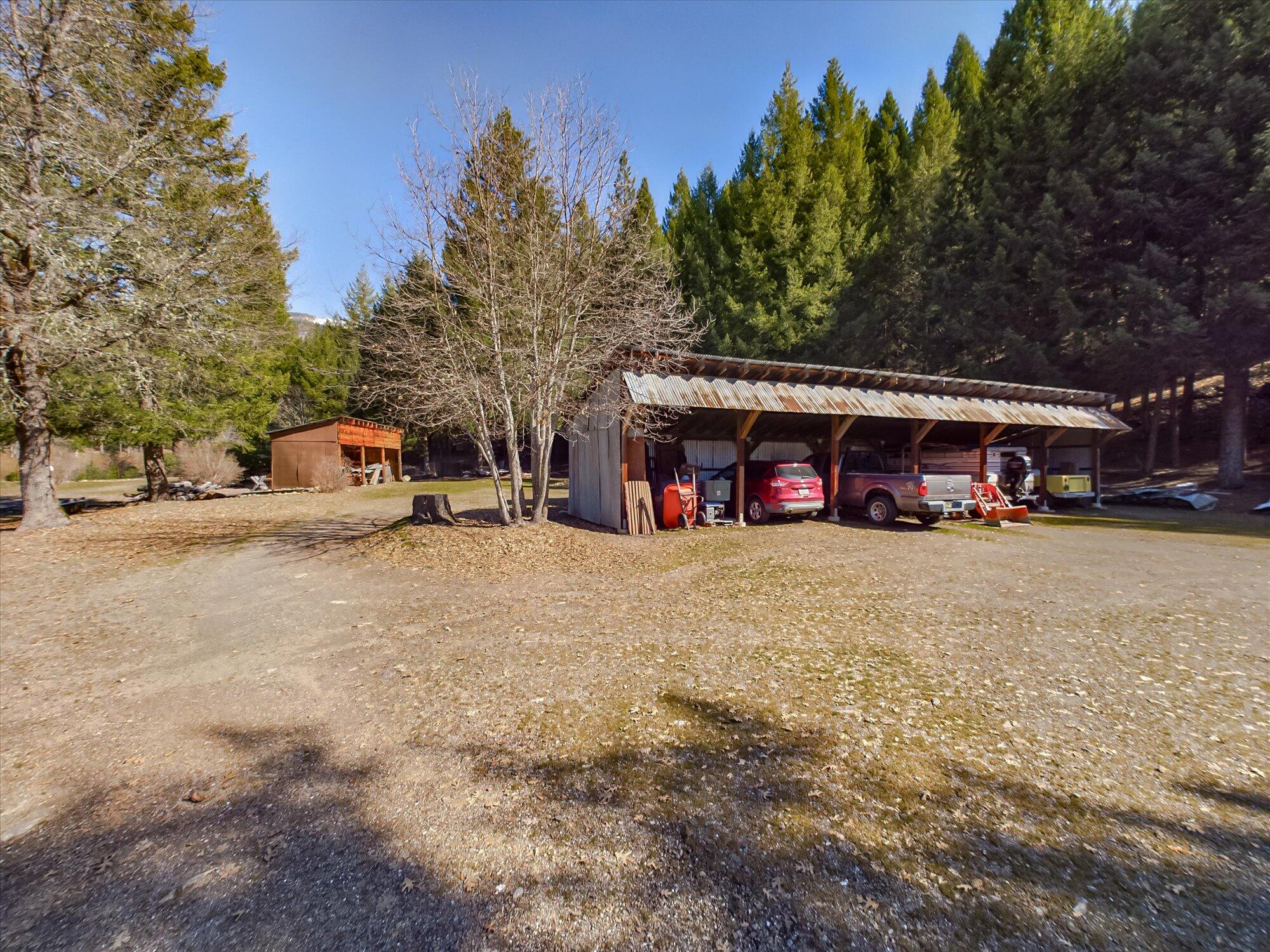 60 Littlefield Lane