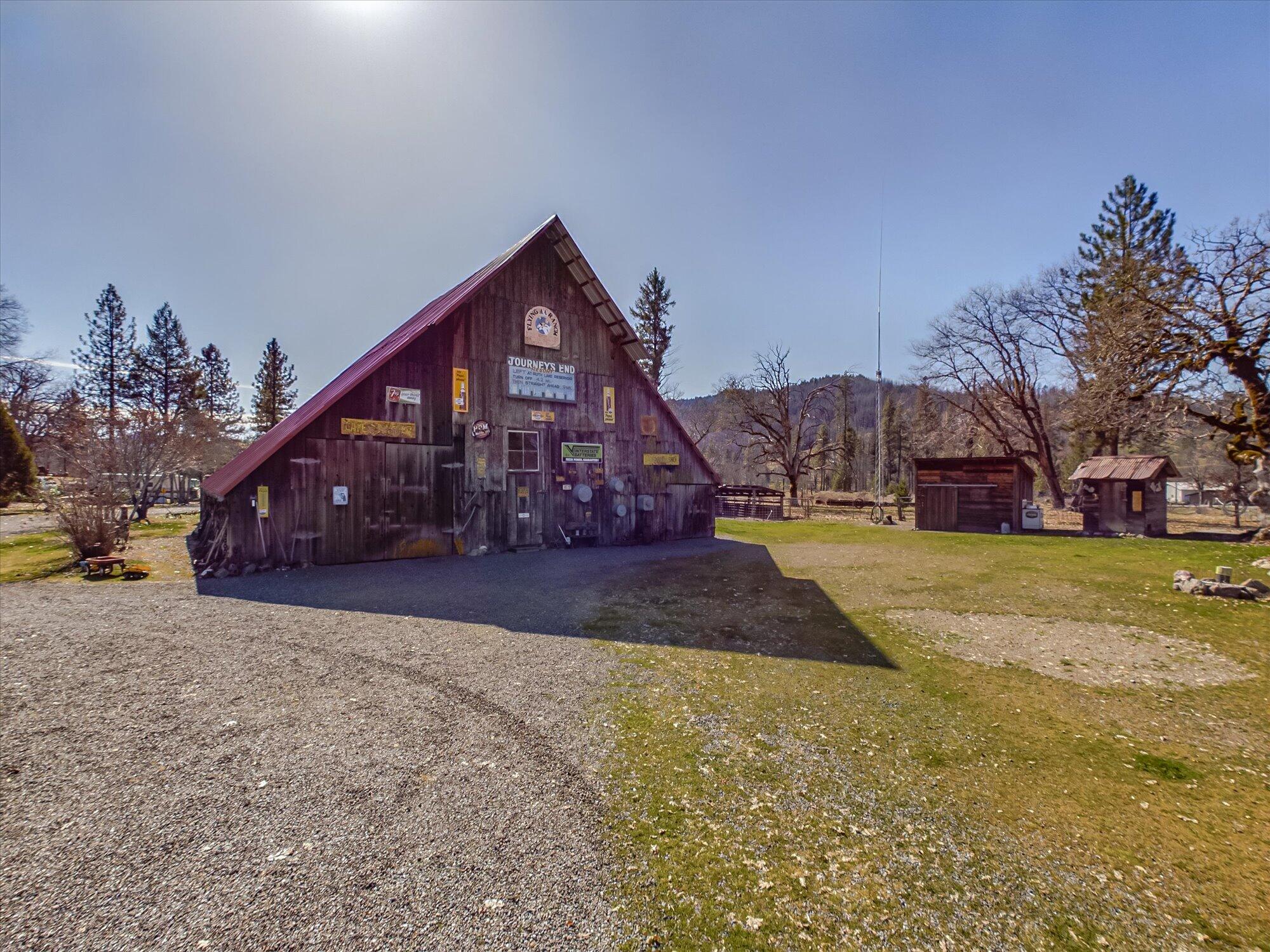 60 Littlefield Lane