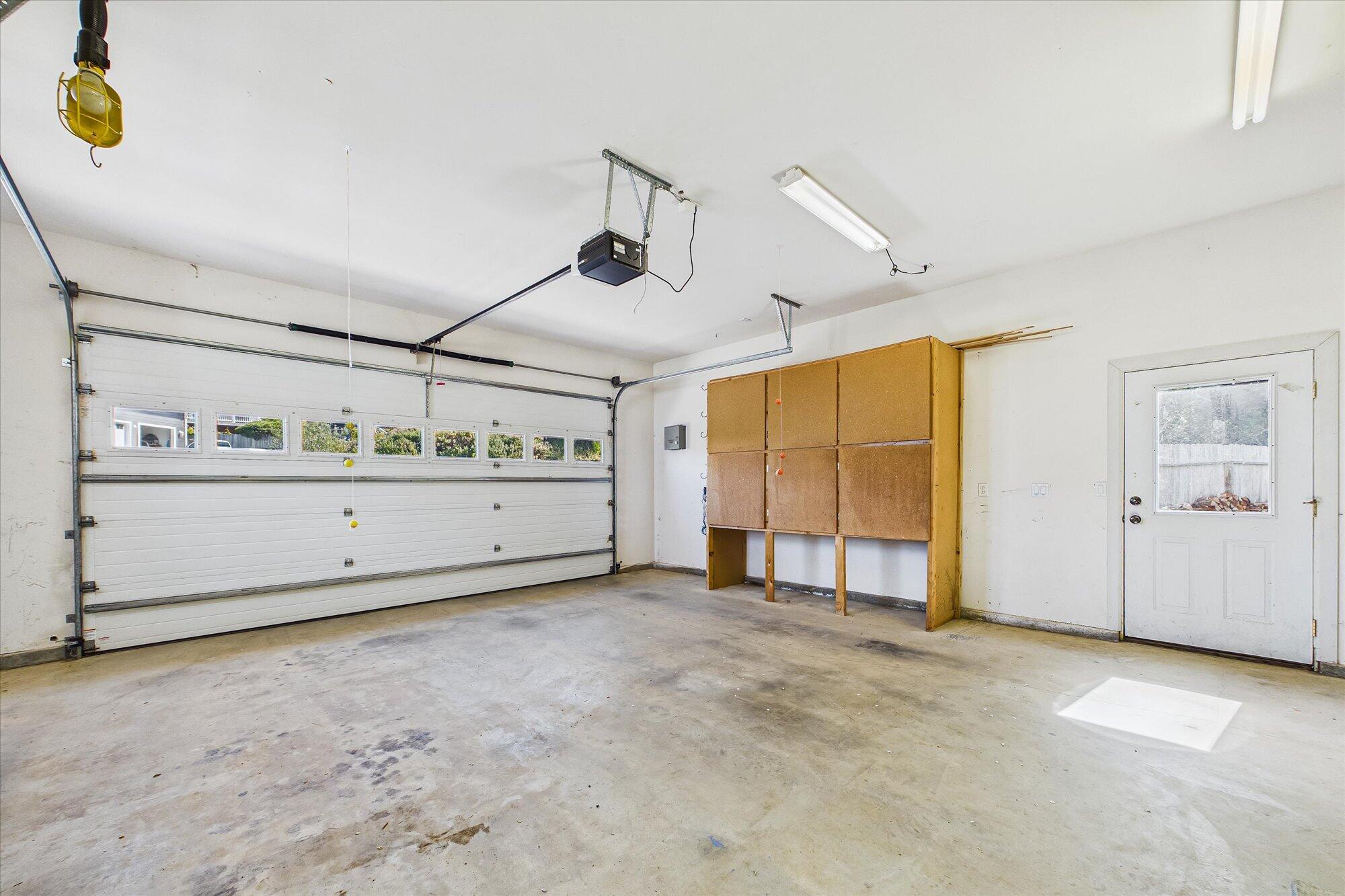 8 Minette Lane