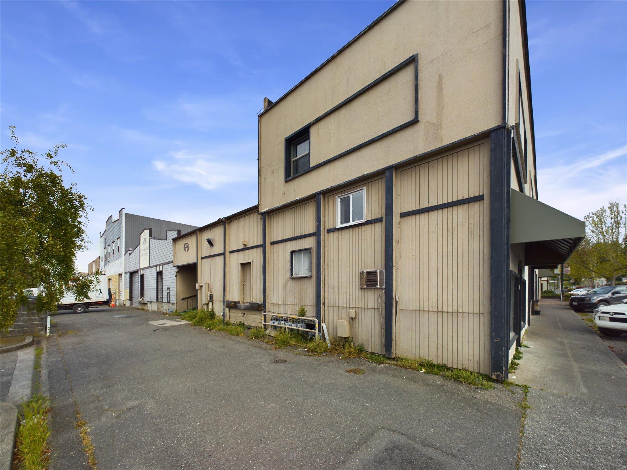 1055 Main Street