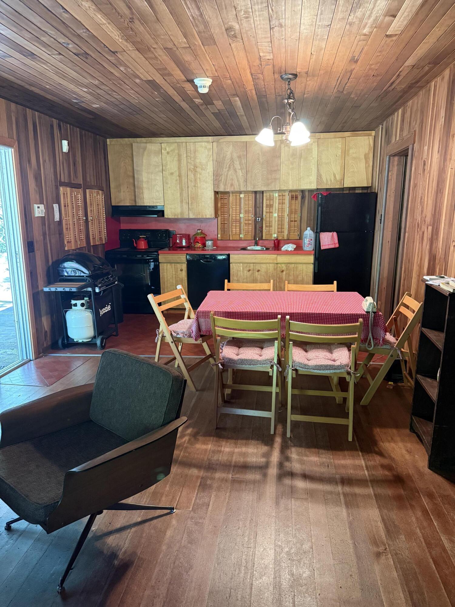 19555 St Hwy 36