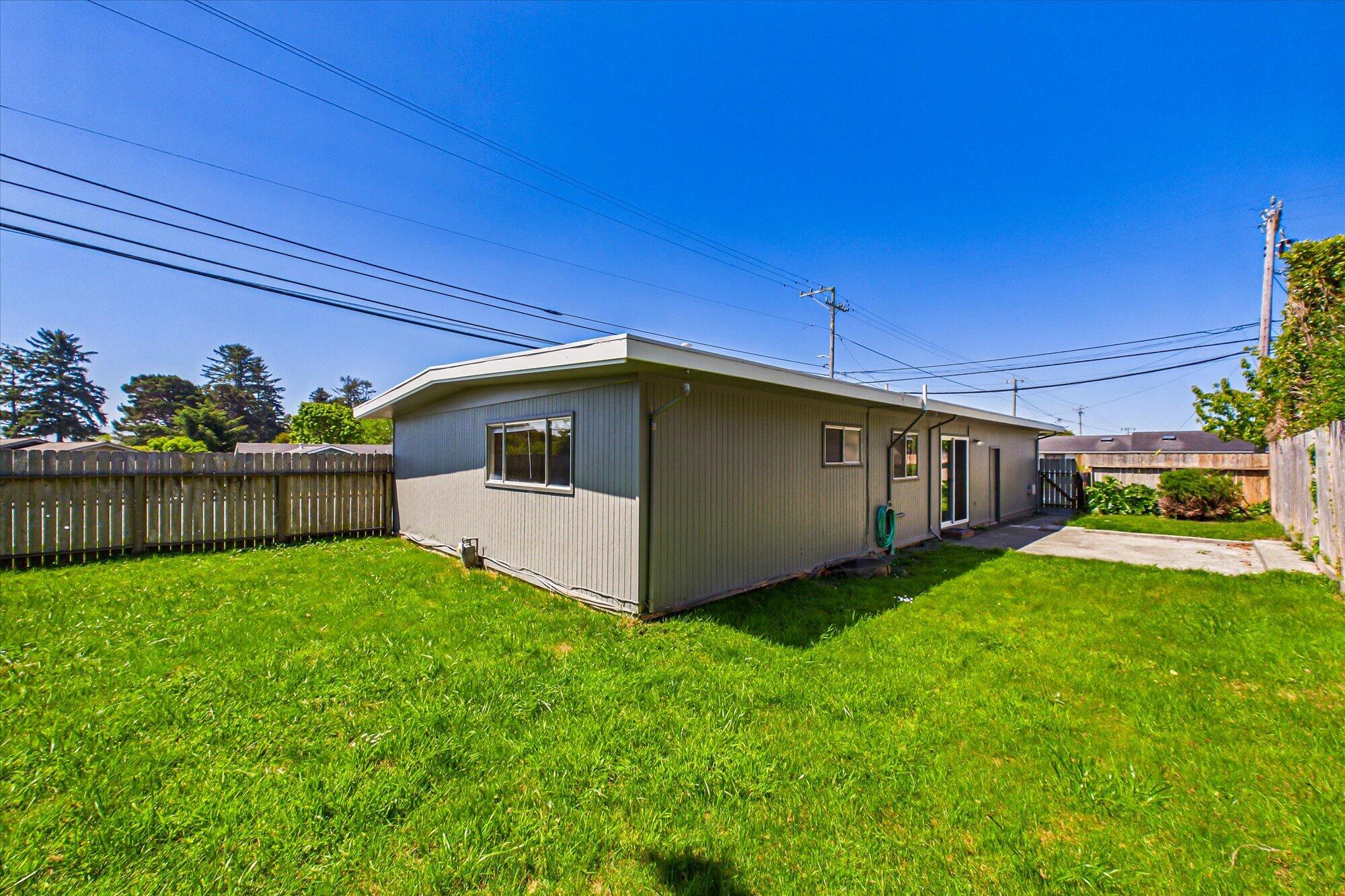 856 Herrick Avenue