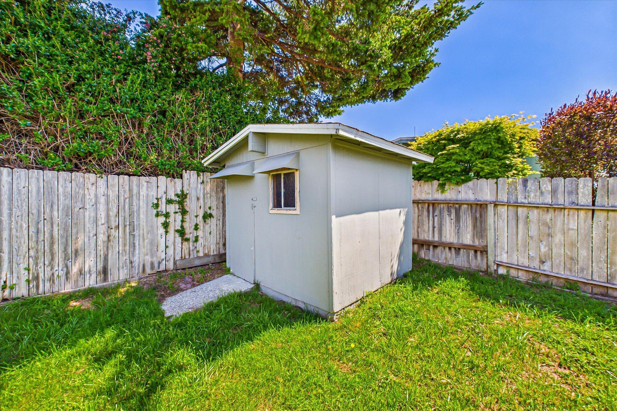 856 Herrick Avenue