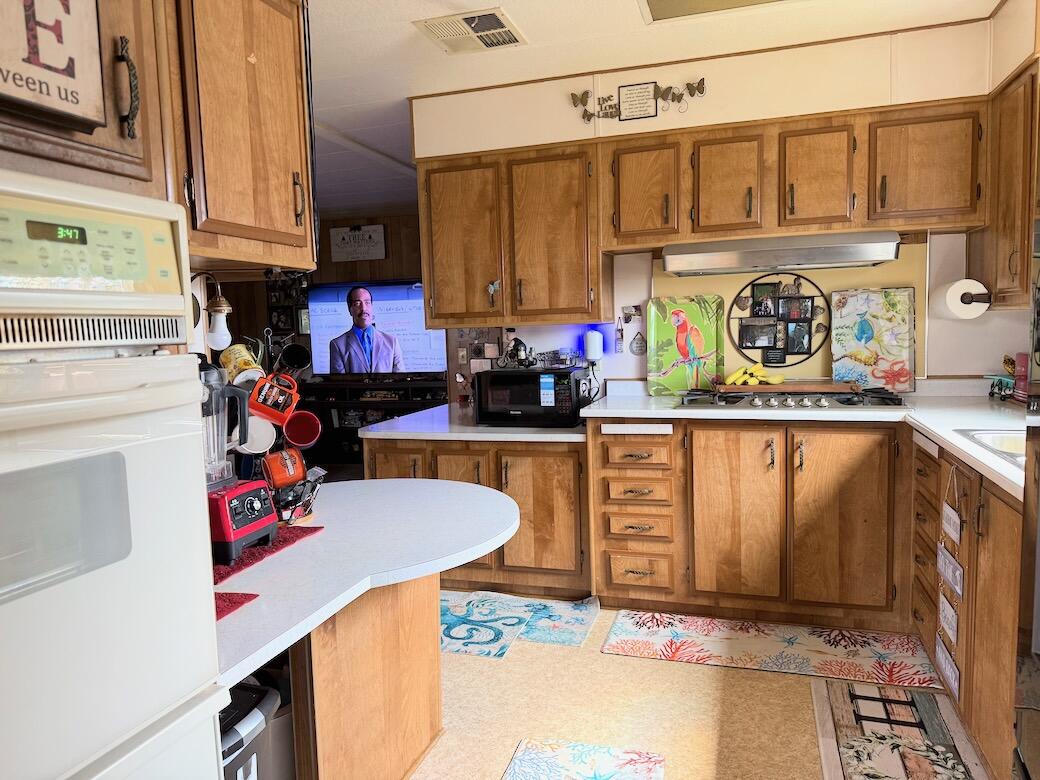 4349 Bay Meadows Court