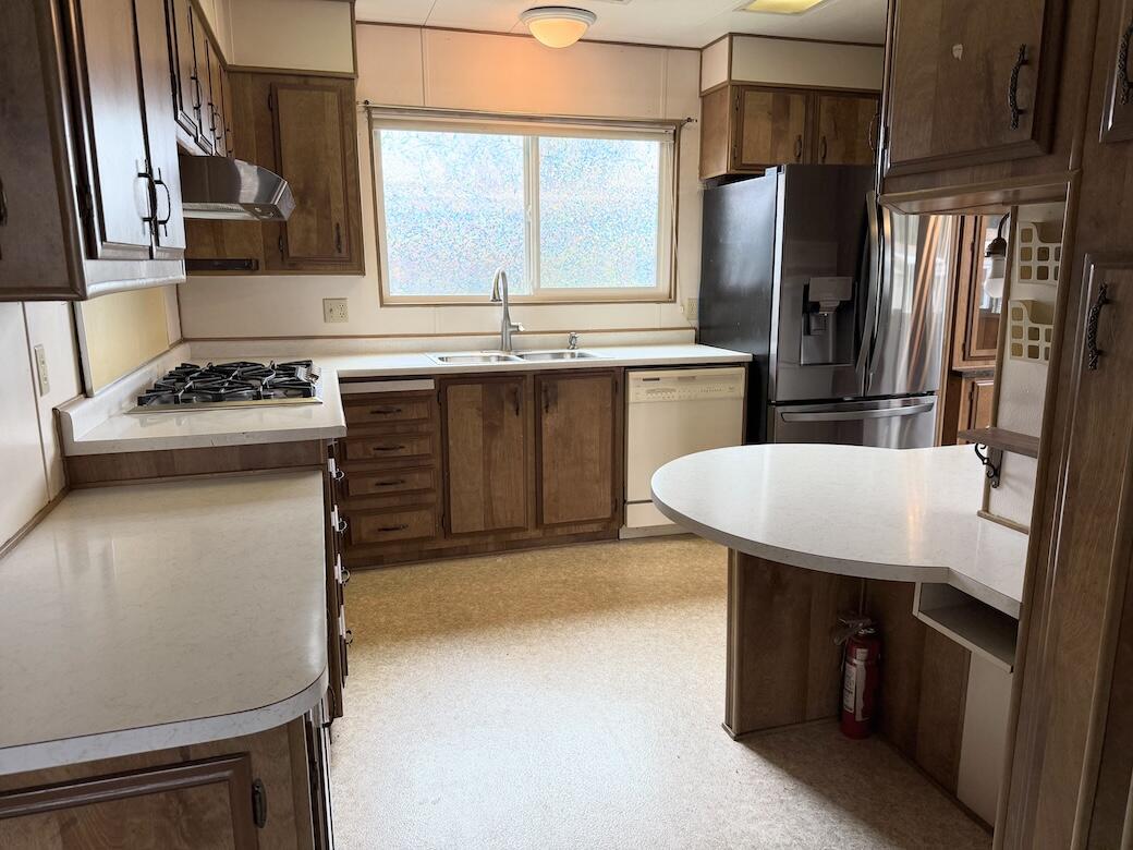 4349 Bay Meadows Court