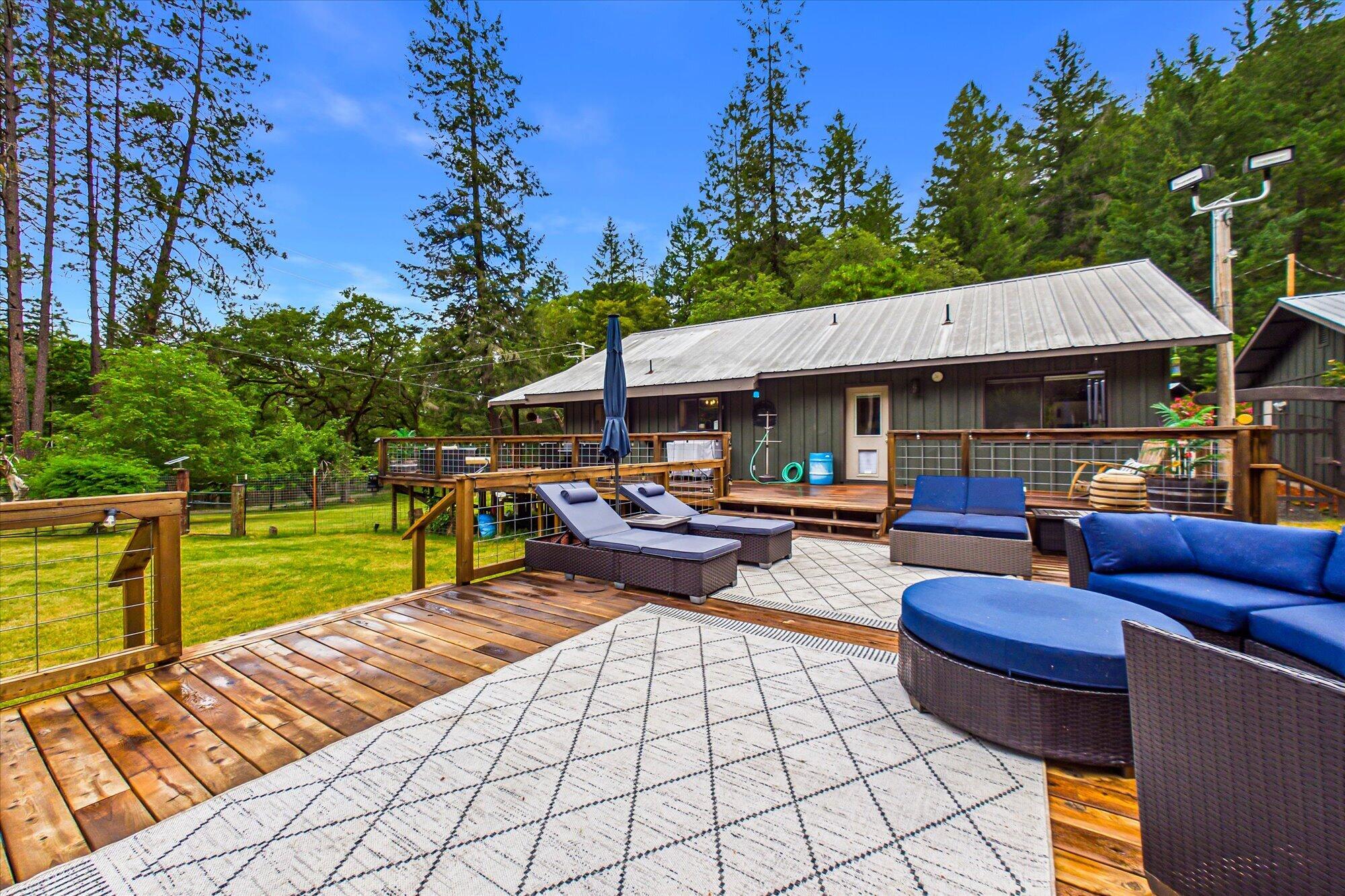 91 Deer Lane