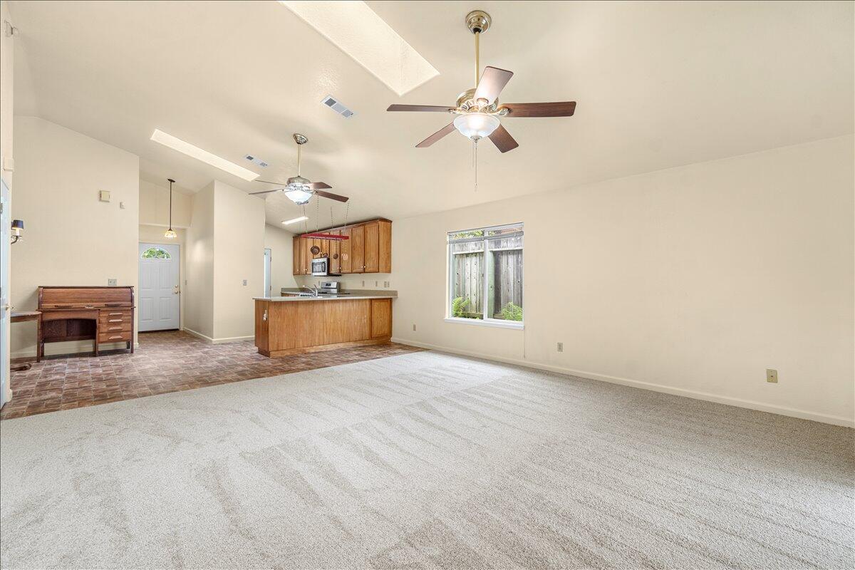 2190 Foxwood Drive