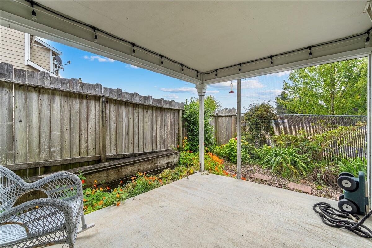 2190 Foxwood Drive