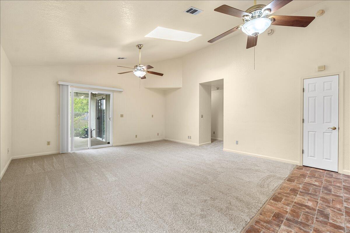 2190 Foxwood Drive