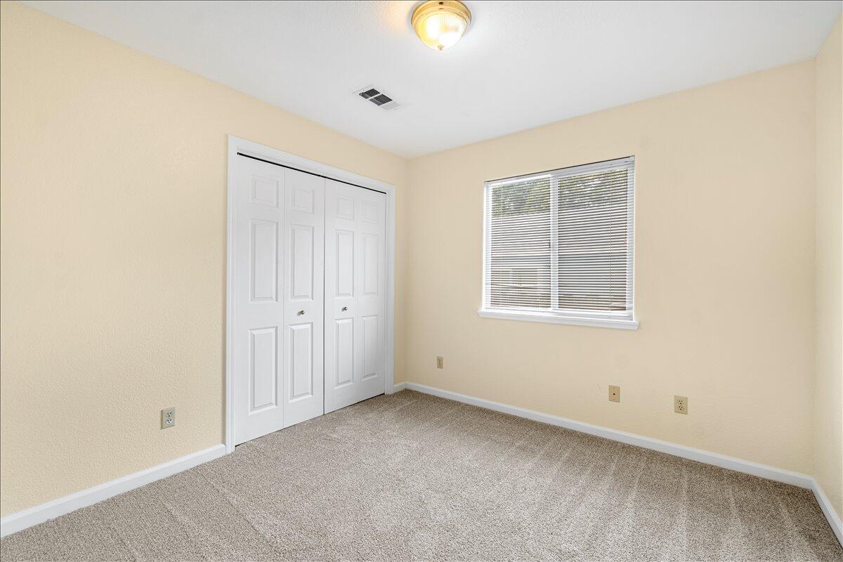2190 Foxwood Drive