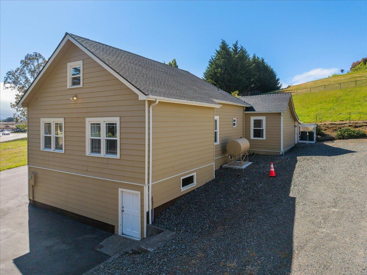 2695 Newburg Road