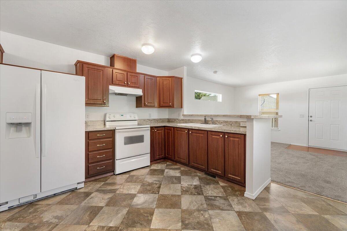 2695 Newburg Road