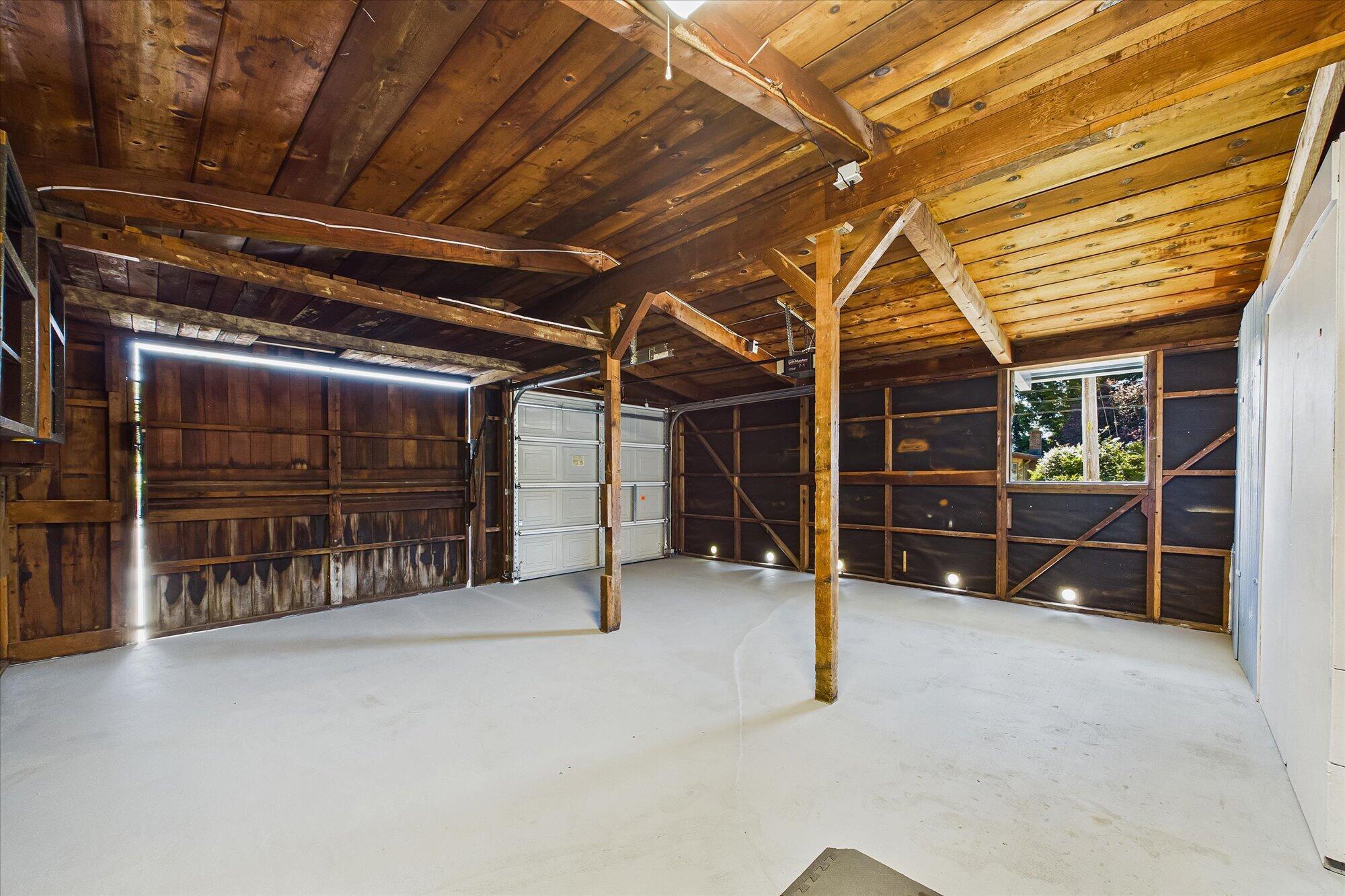 102 Acacia Drive