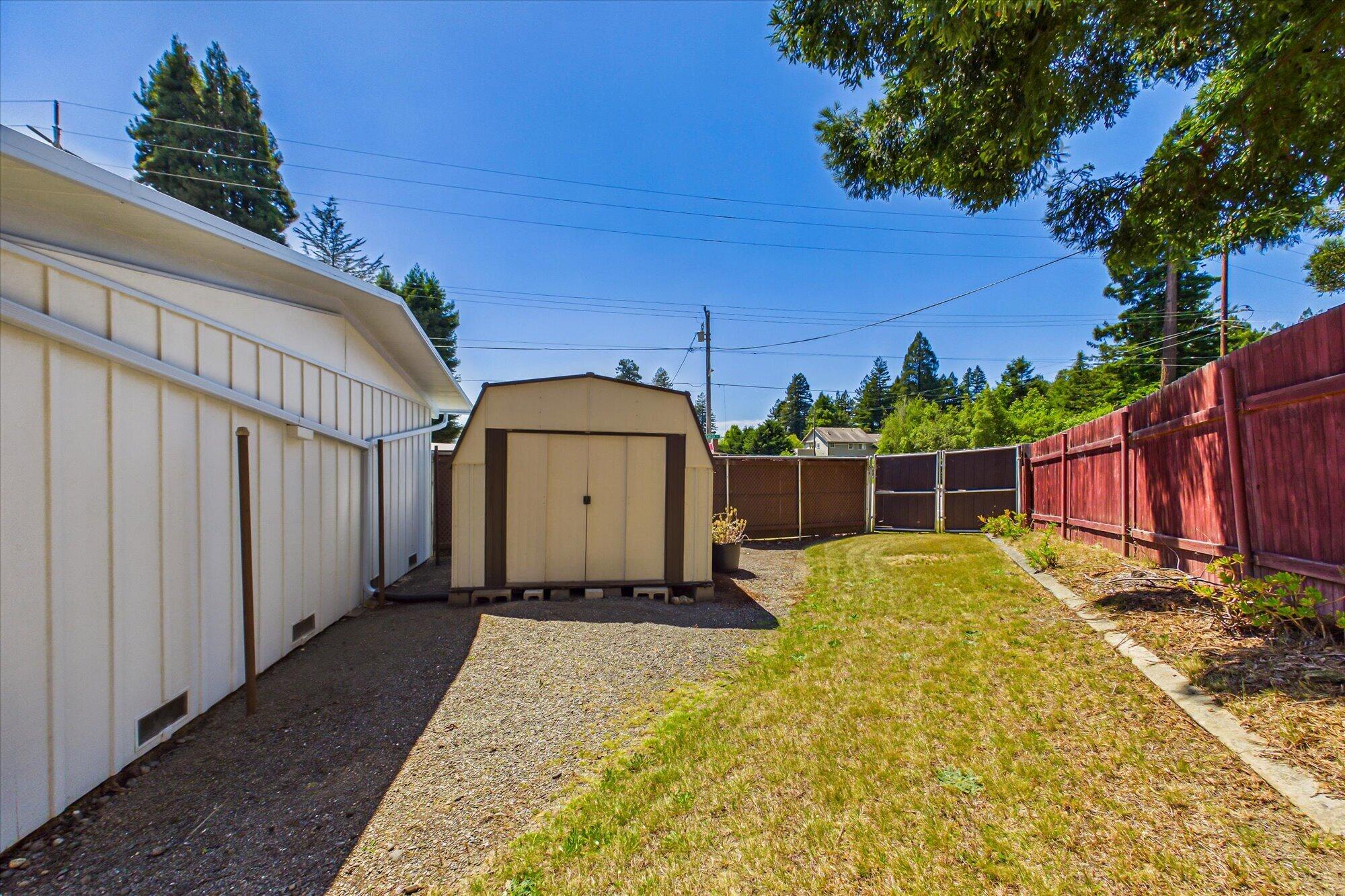 102 Acacia Drive