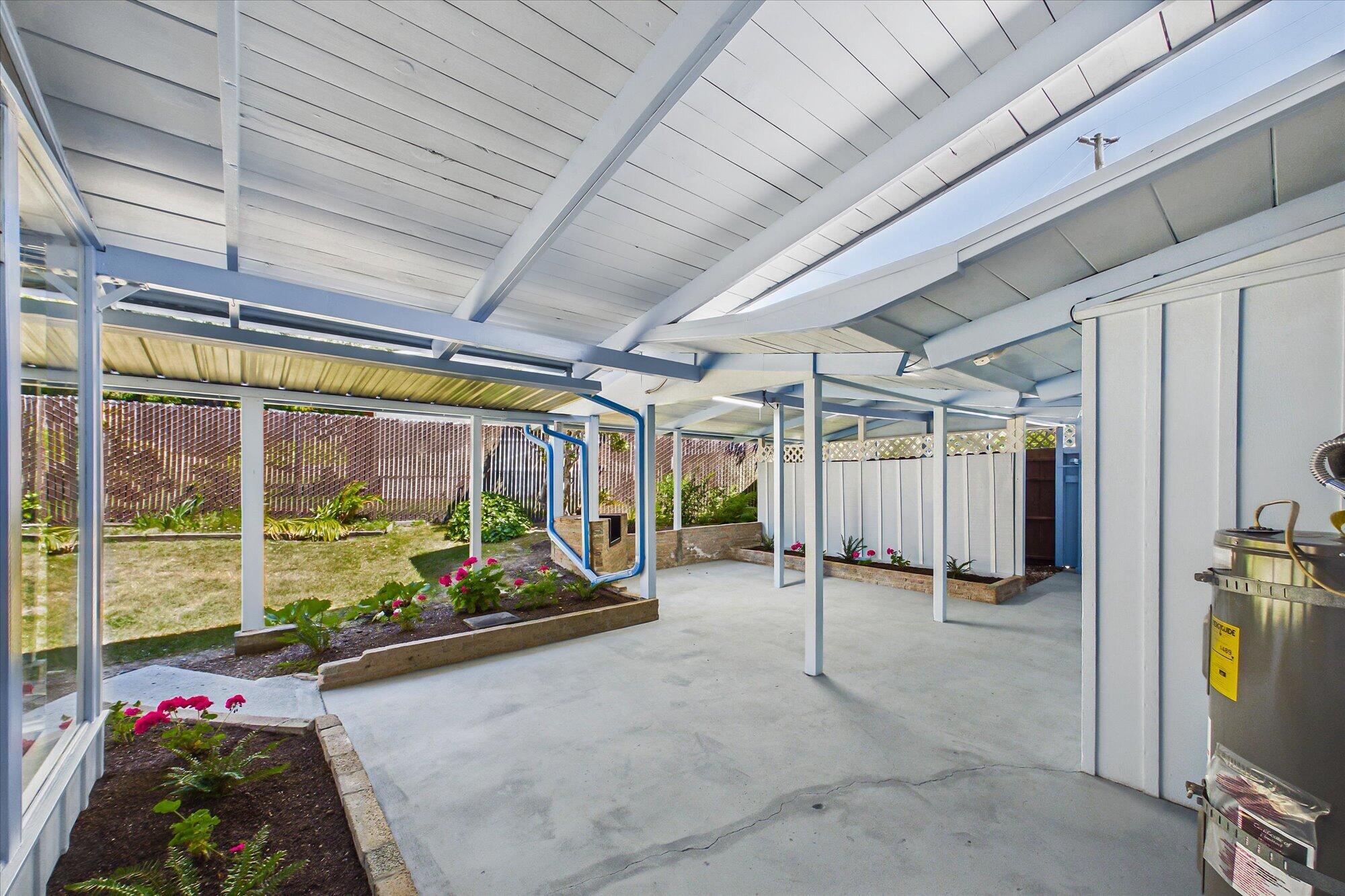102 Acacia Drive