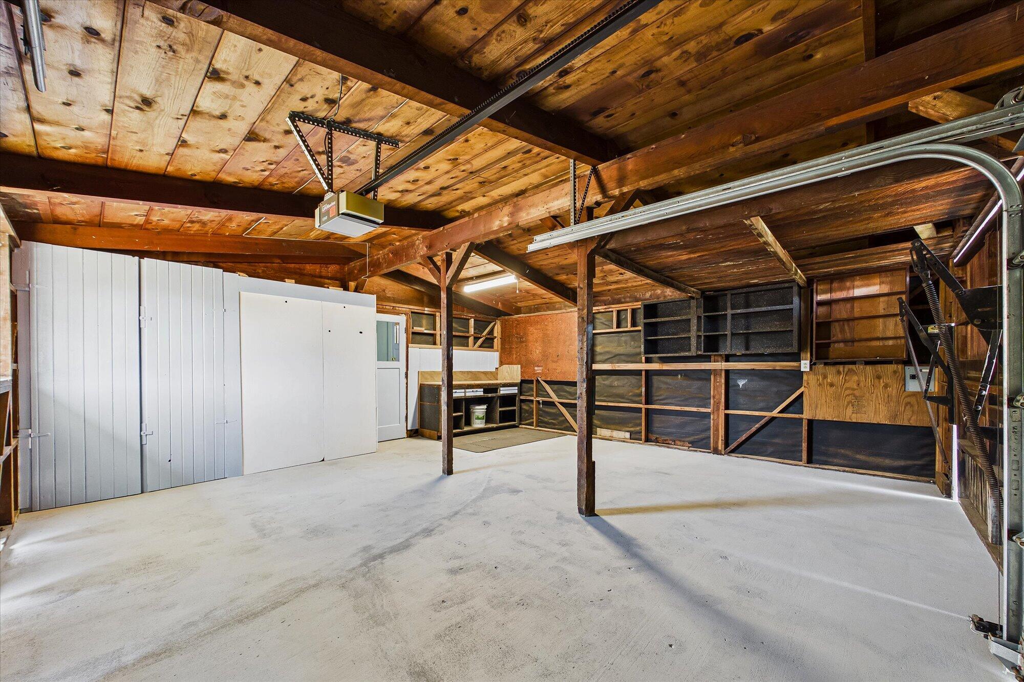 102 Acacia Drive