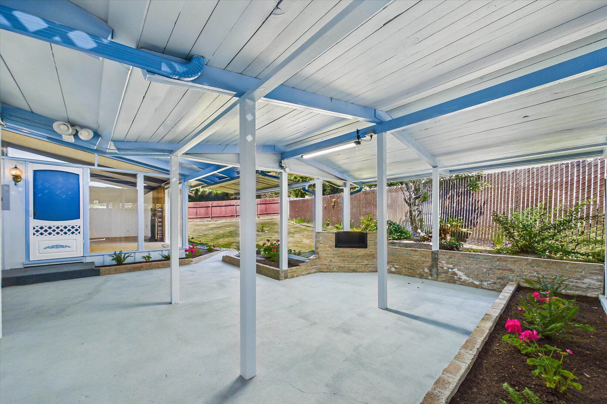 102 Acacia Drive
