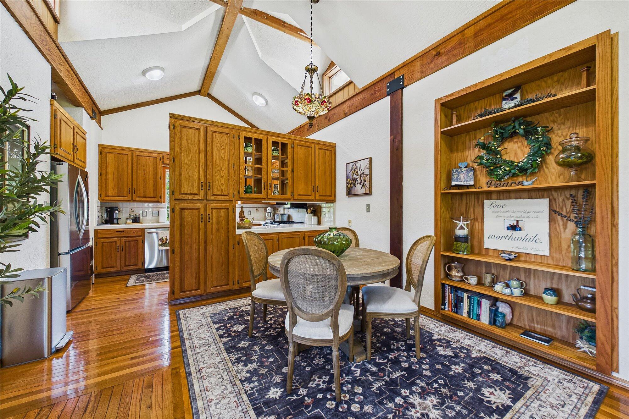 373 Holmes Flat Road