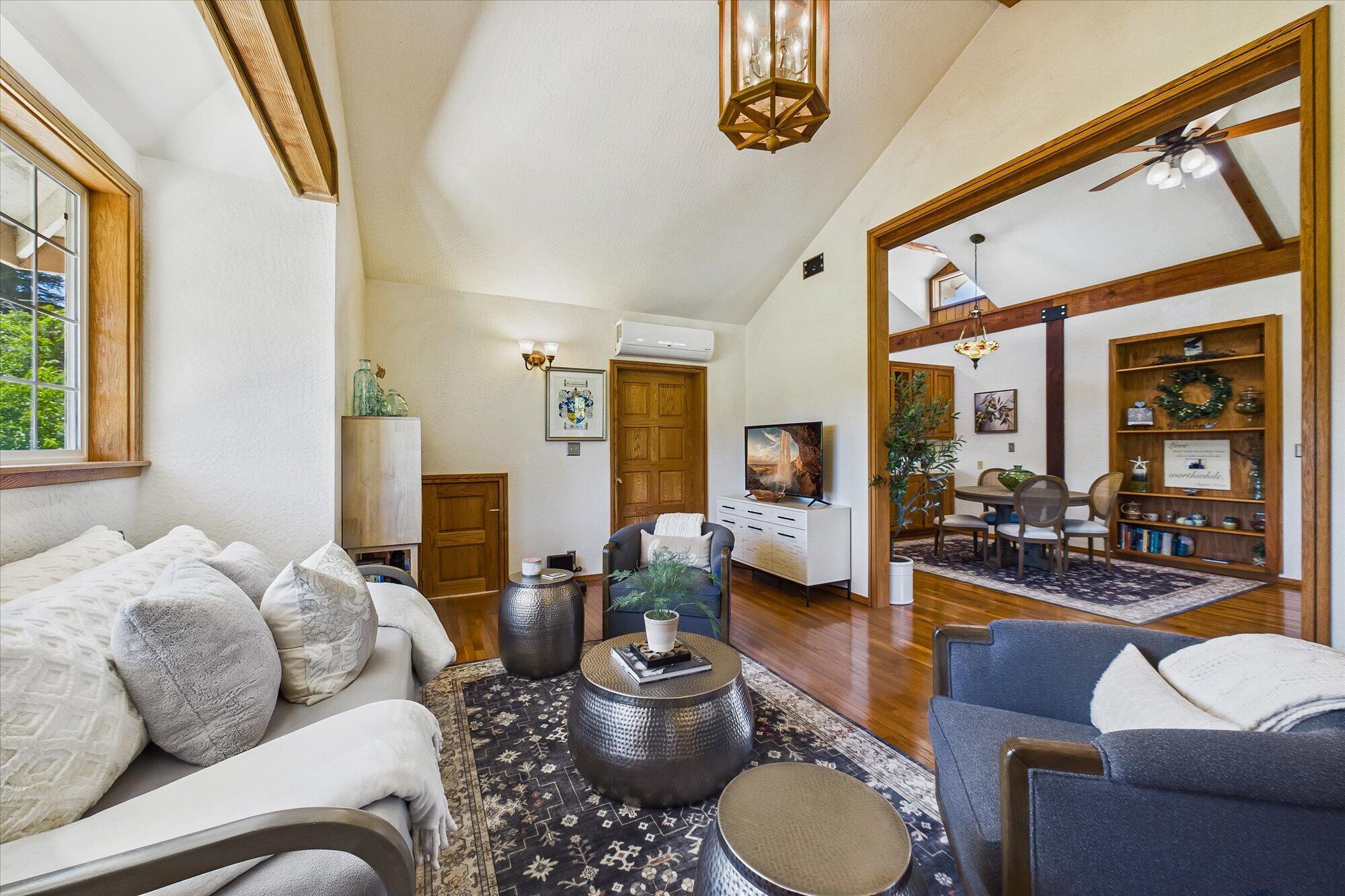 373 Holmes Flat Road
