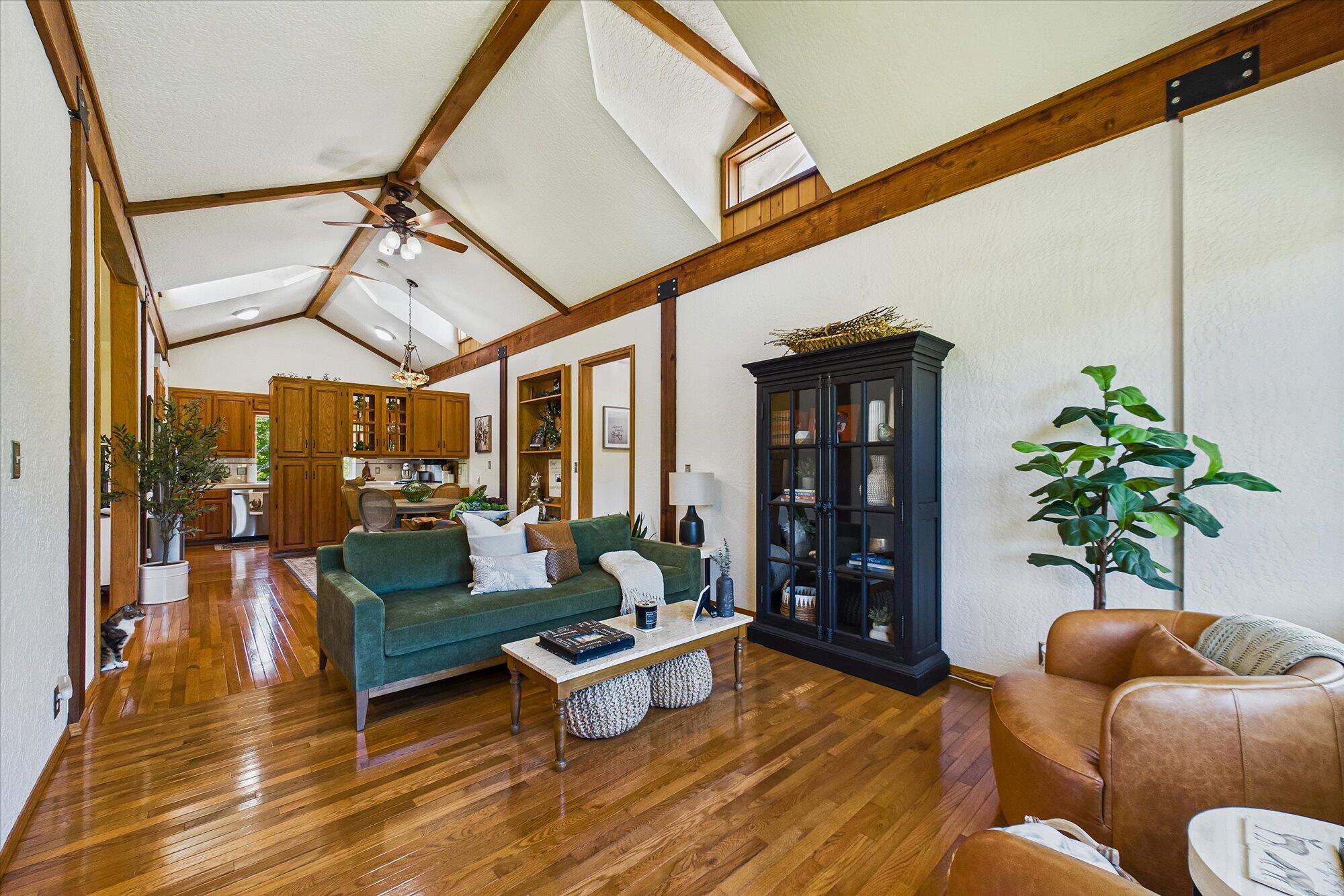373 Holmes Flat Road