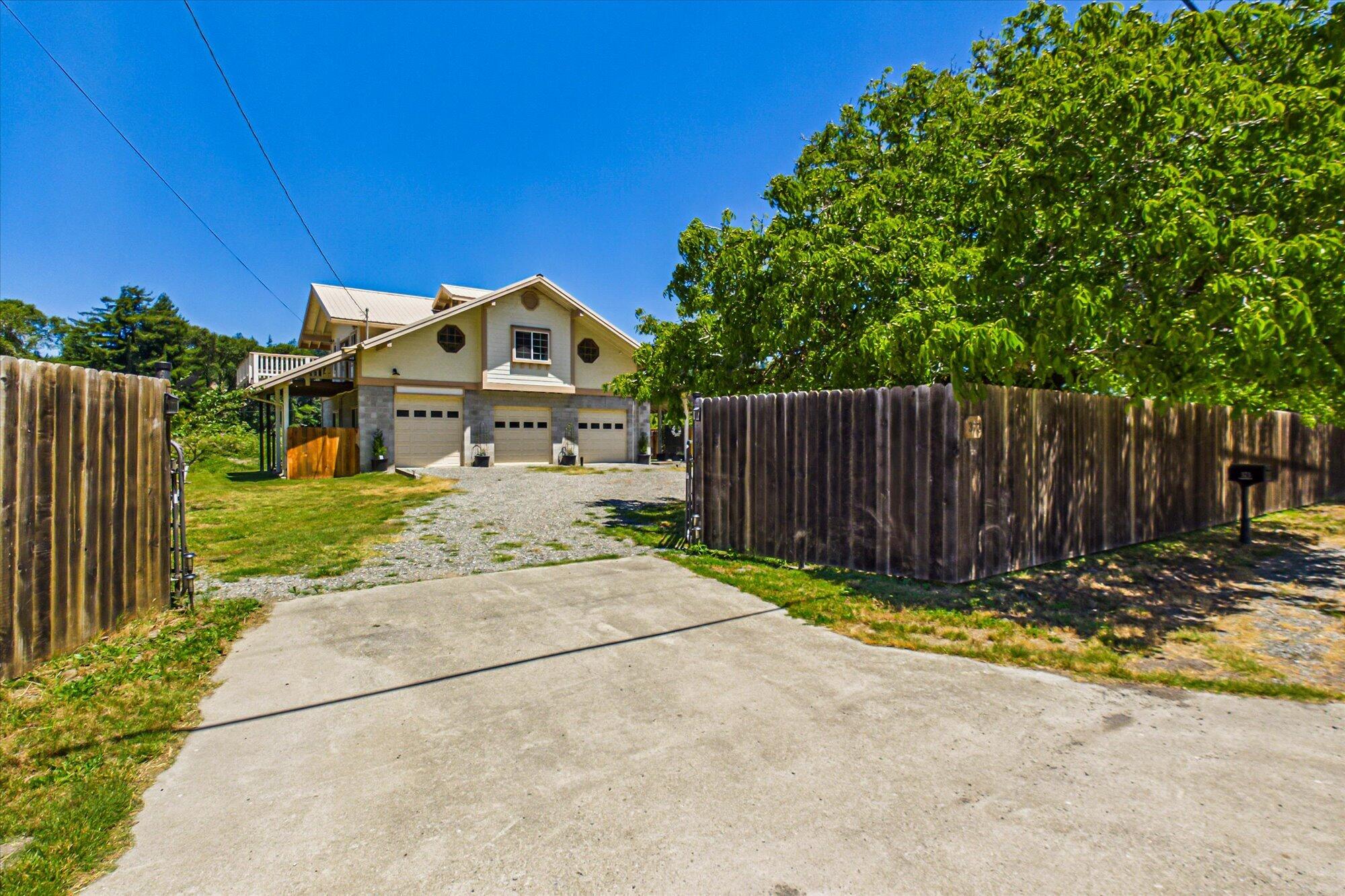 373 Holmes Flat Road