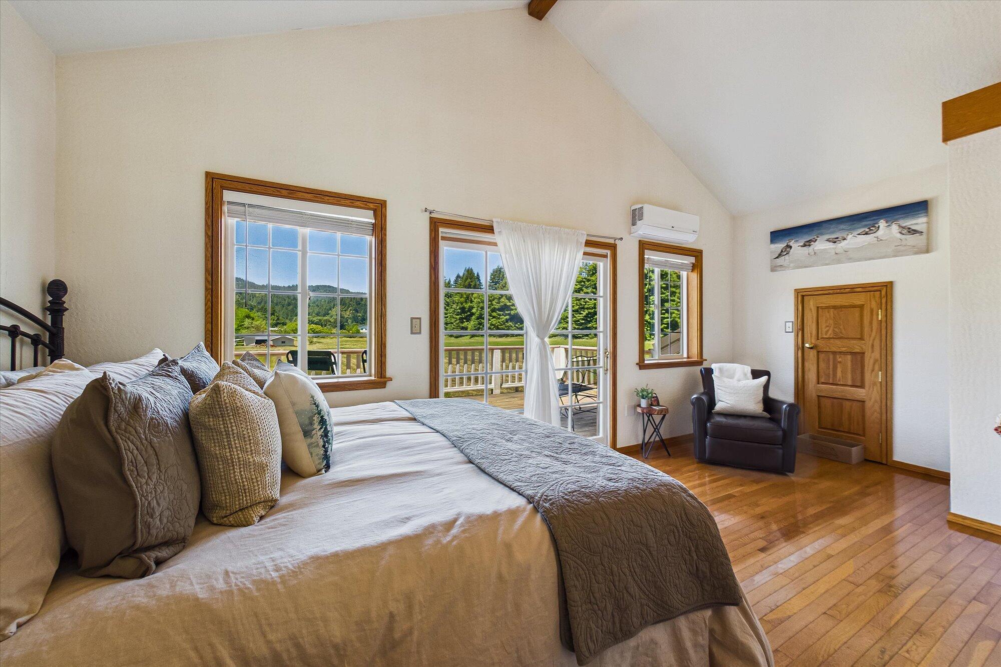 373 Holmes Flat Road