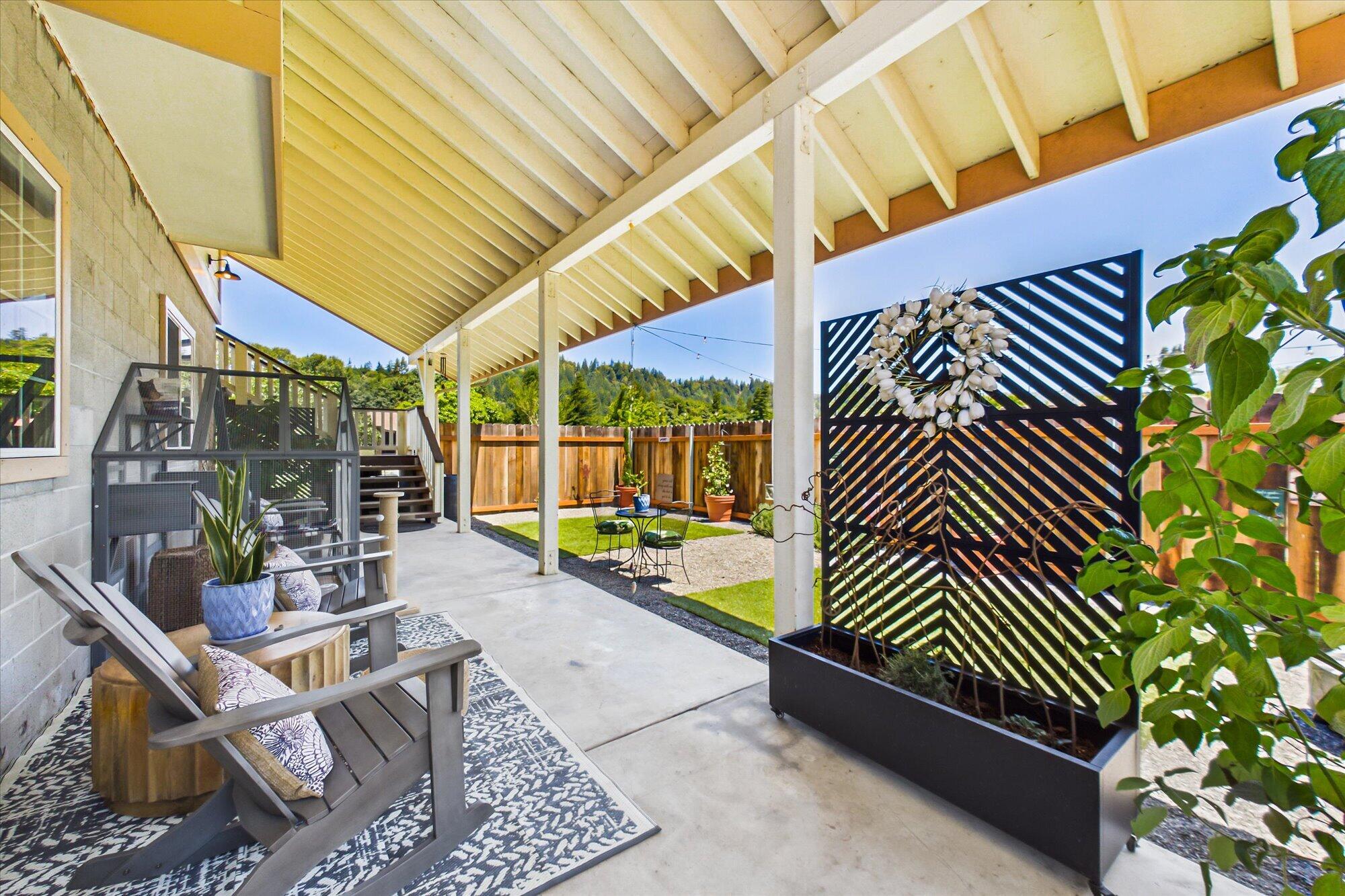 373 Holmes Flat Road