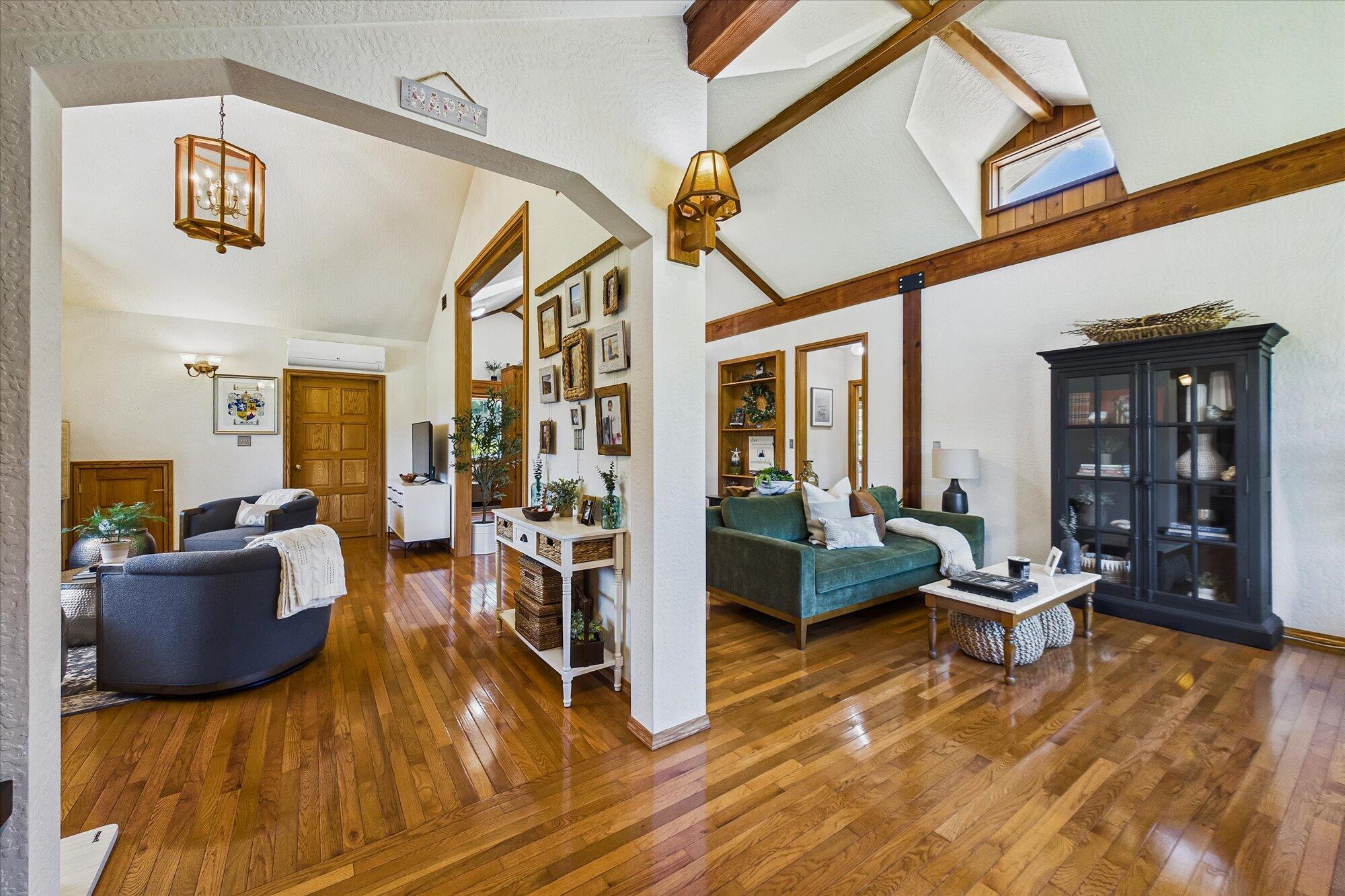 373 Holmes Flat Road