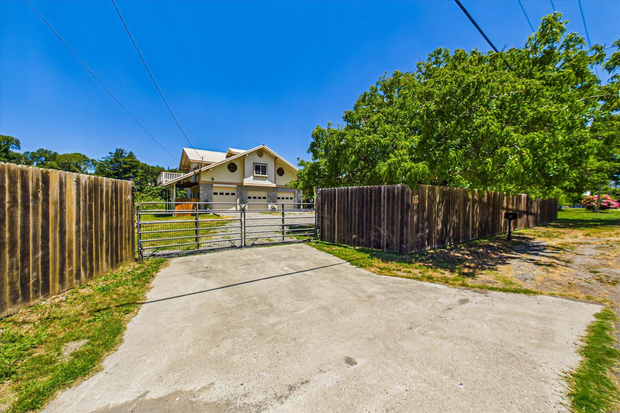 373 Holmes Flat Road