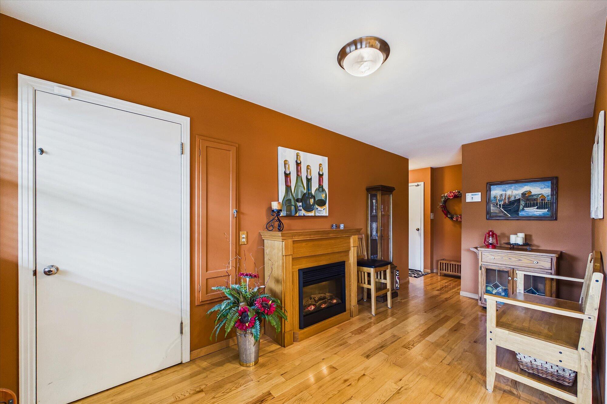 1938 H Street