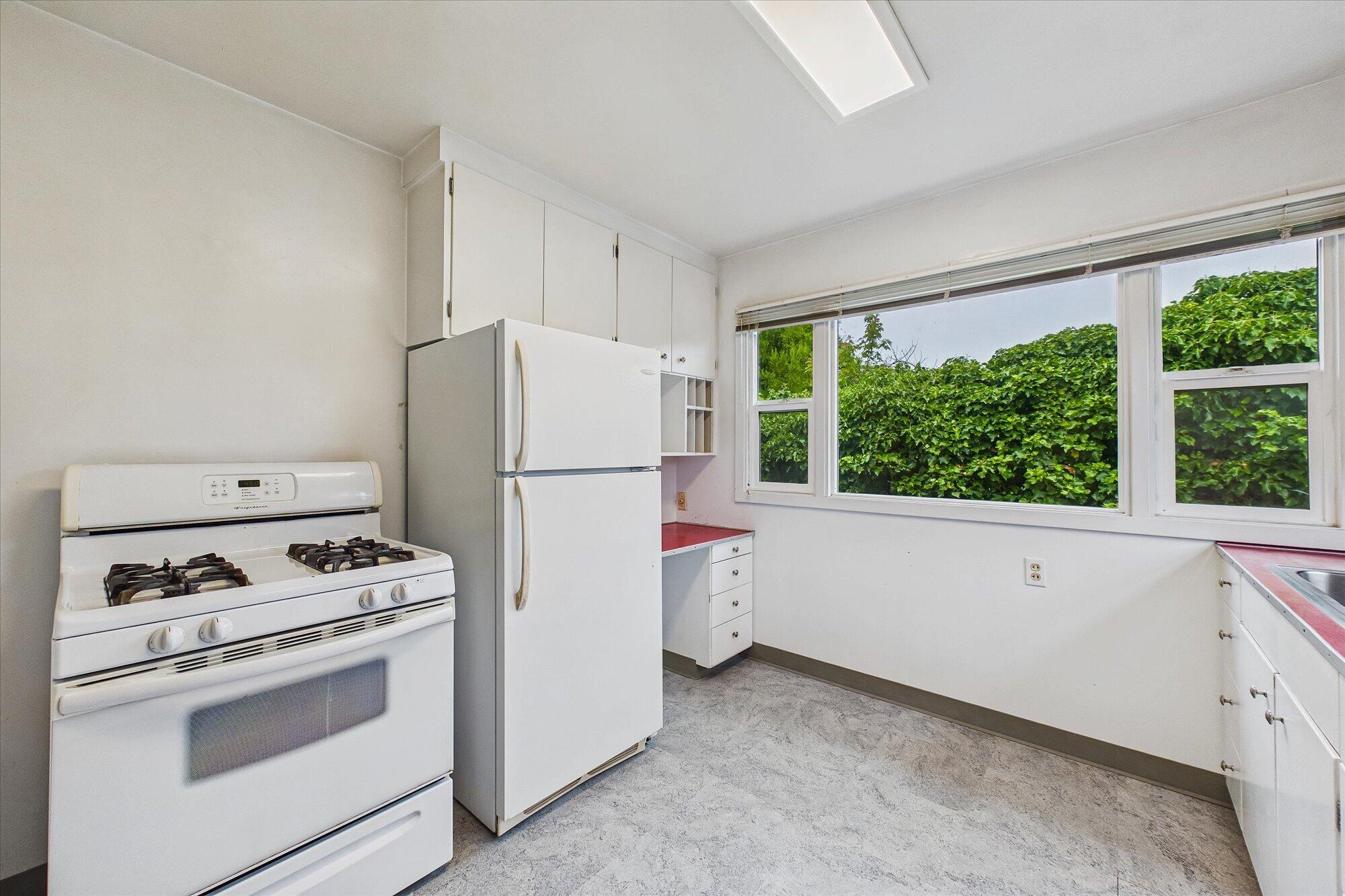 1938 H Street