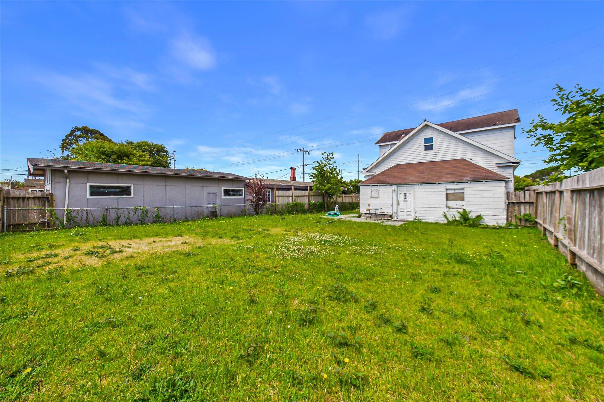 3005 Albee Street