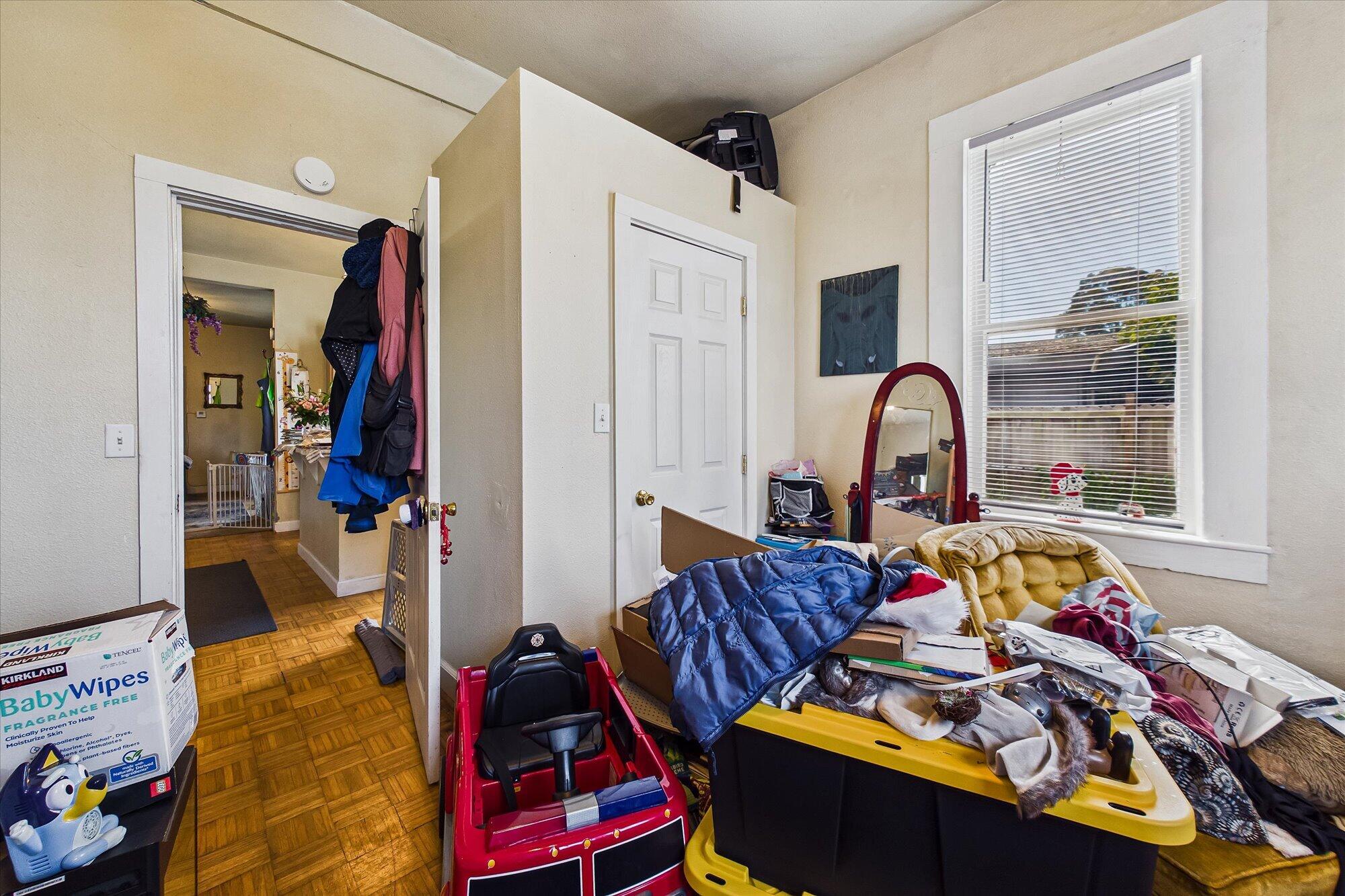 3005 Albee Street