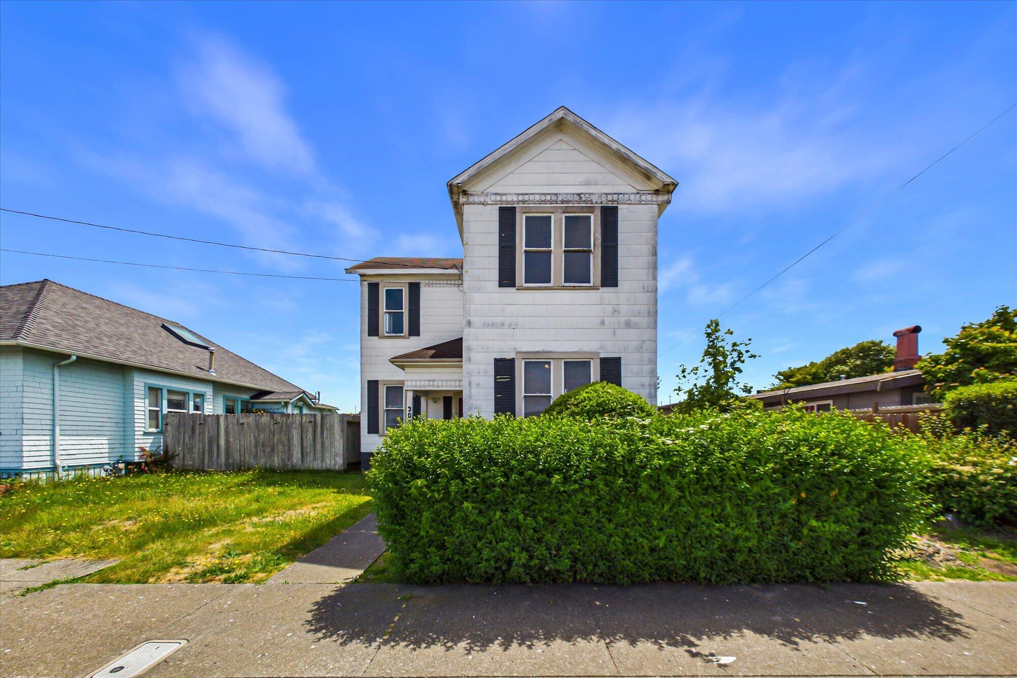 3005 Albee Street