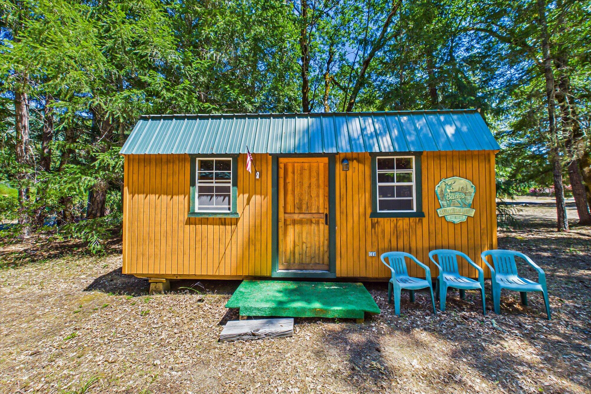 571 Sunrise Boulevard