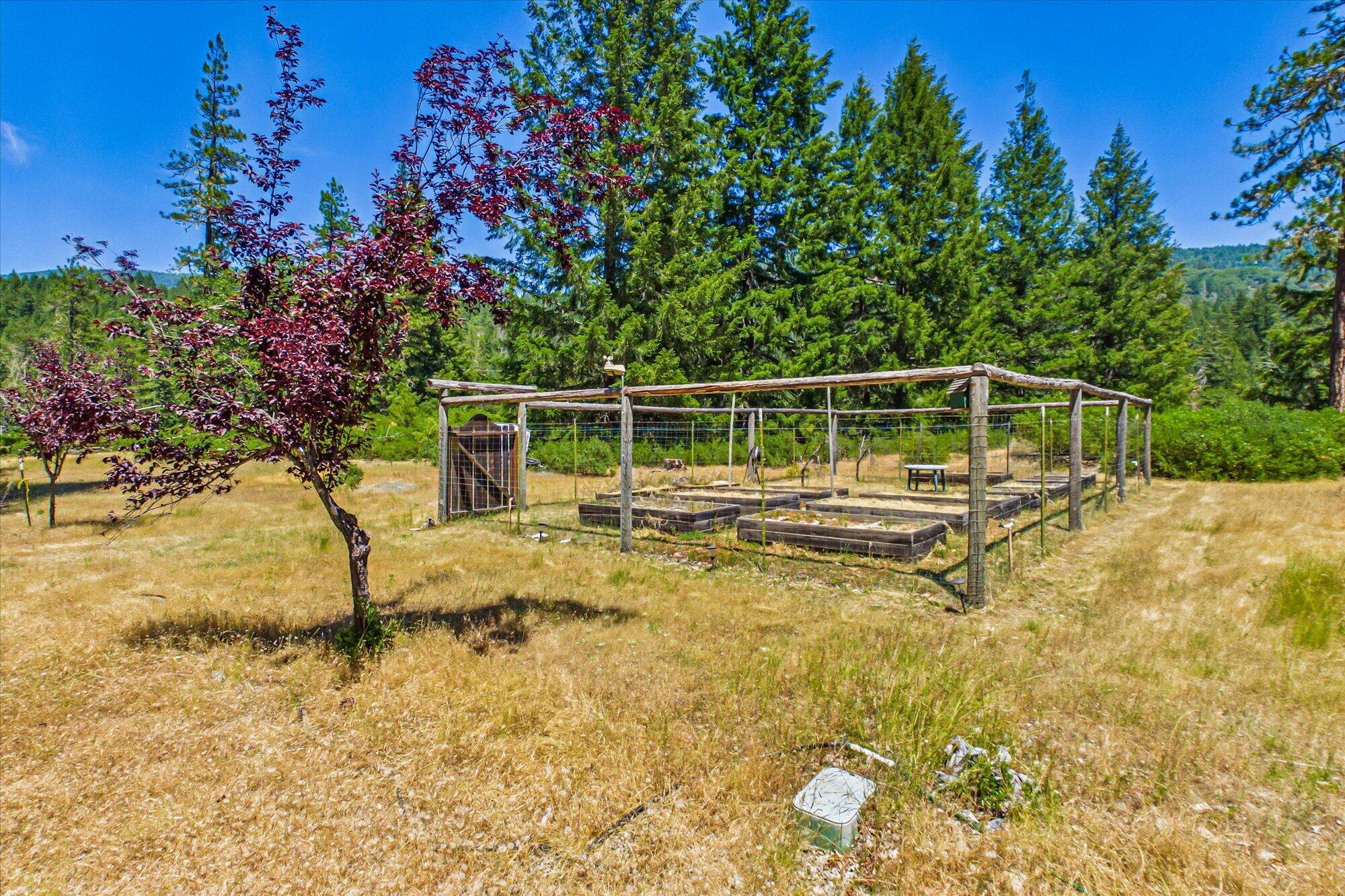 571 Sunrise Boulevard
