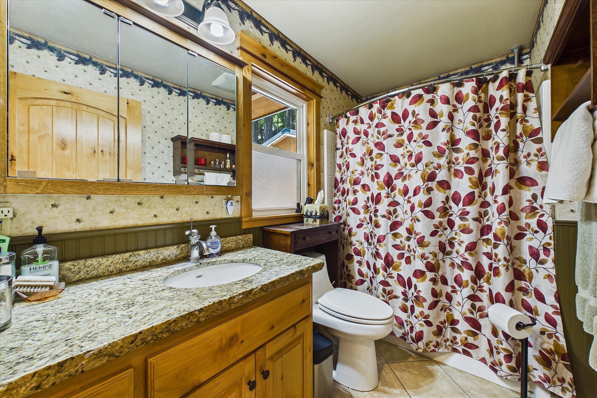 571 Sunrise Boulevard
