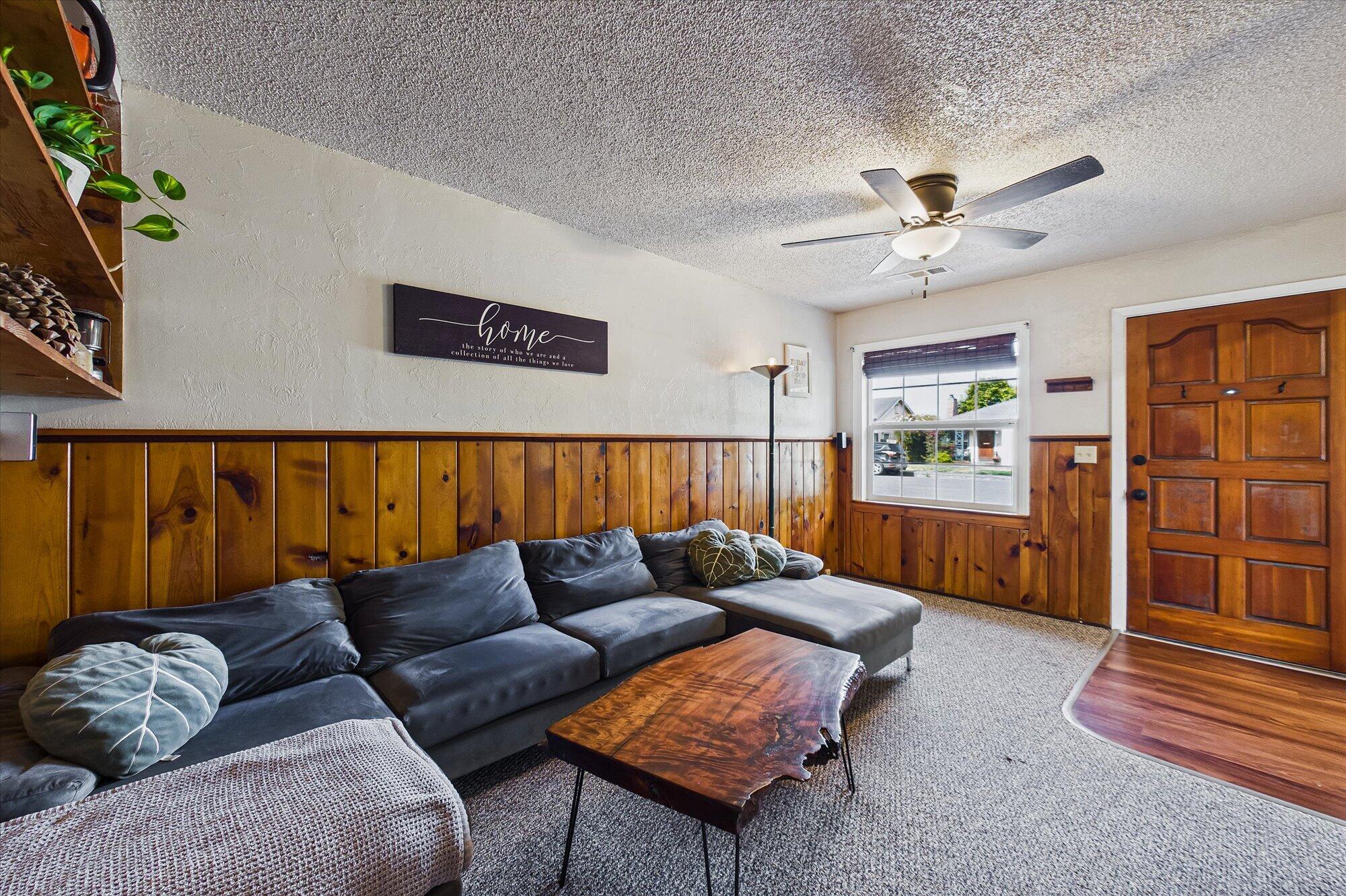 221 S 15th Street
