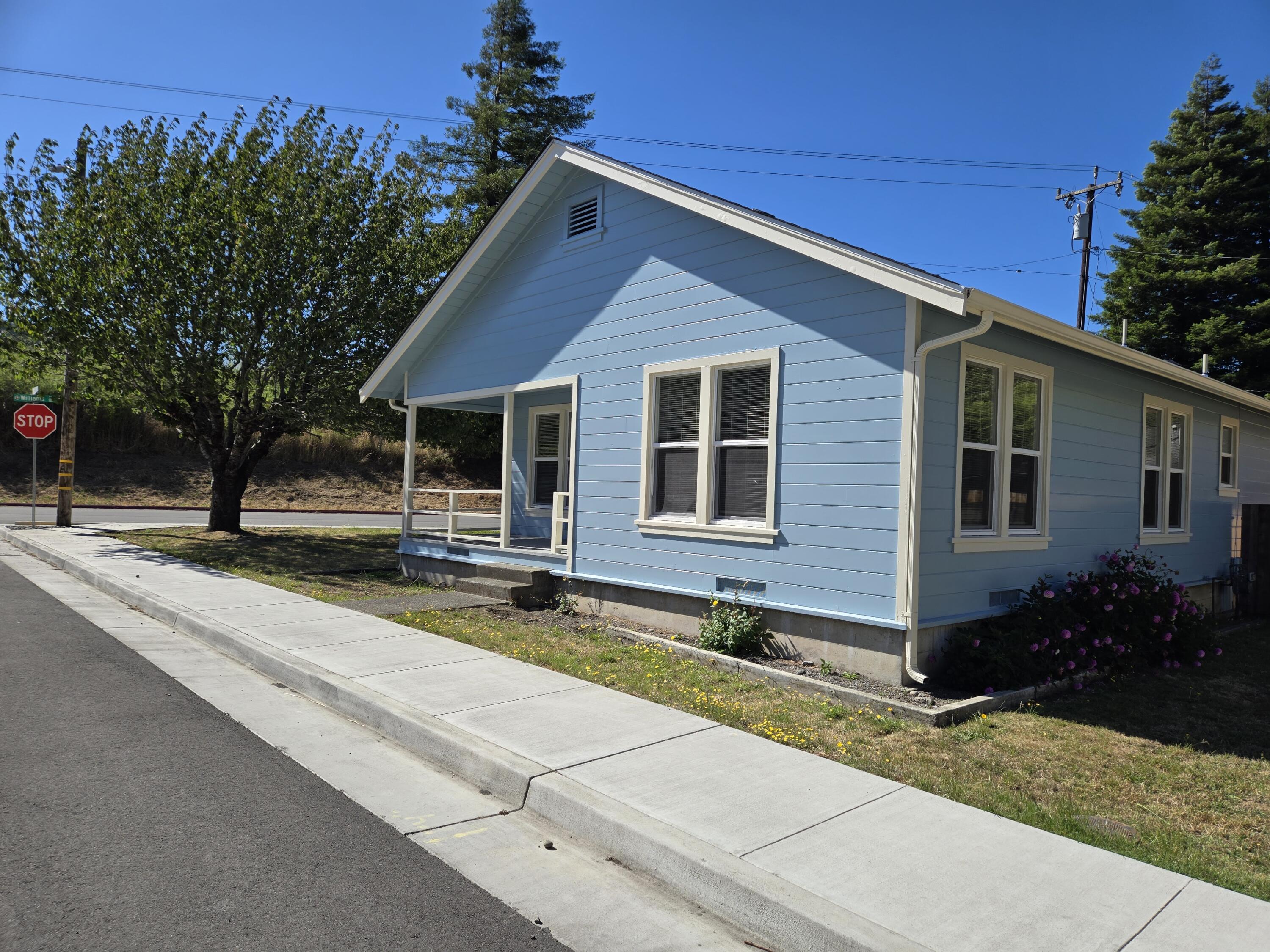 821 8th Street