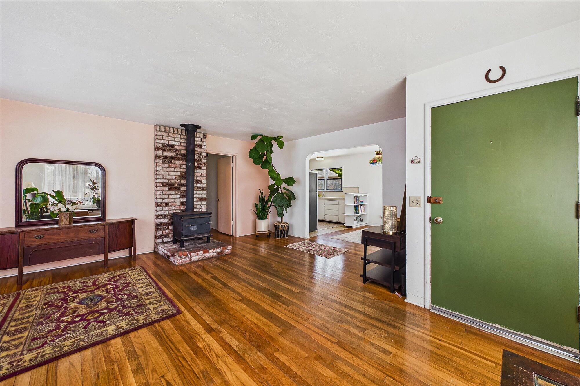 2423 18th Street