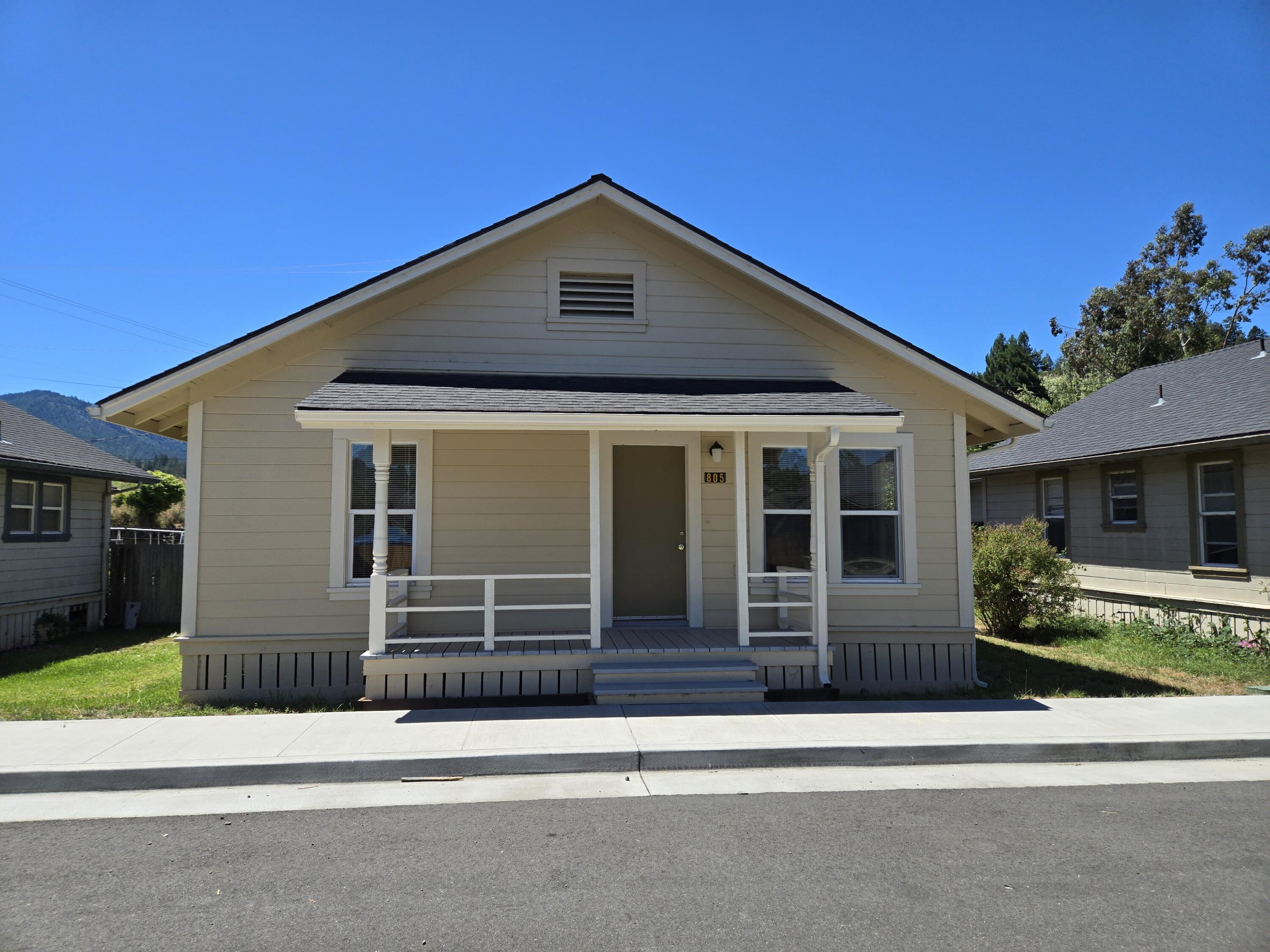 805 7th Street