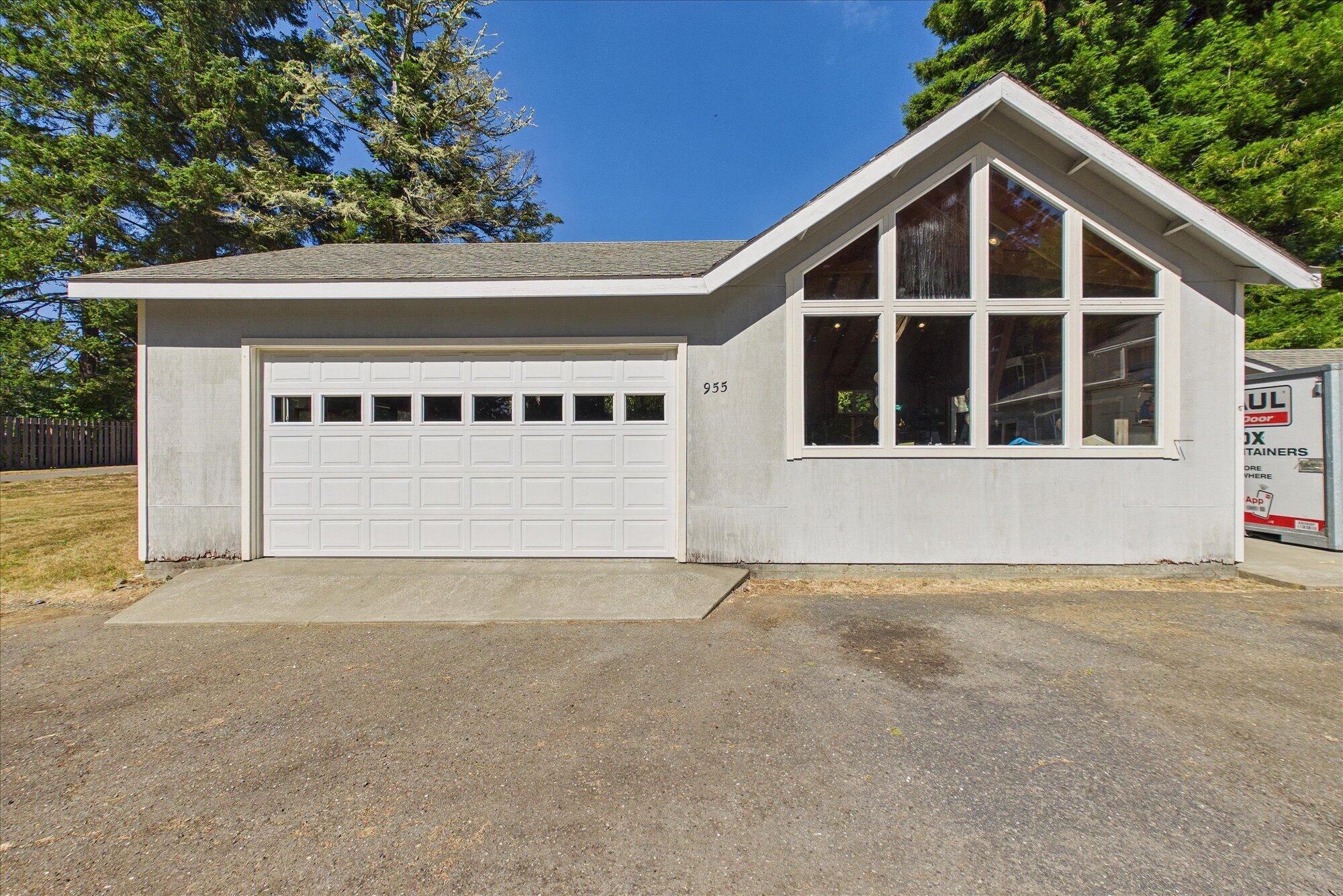 955 Westgate Drive