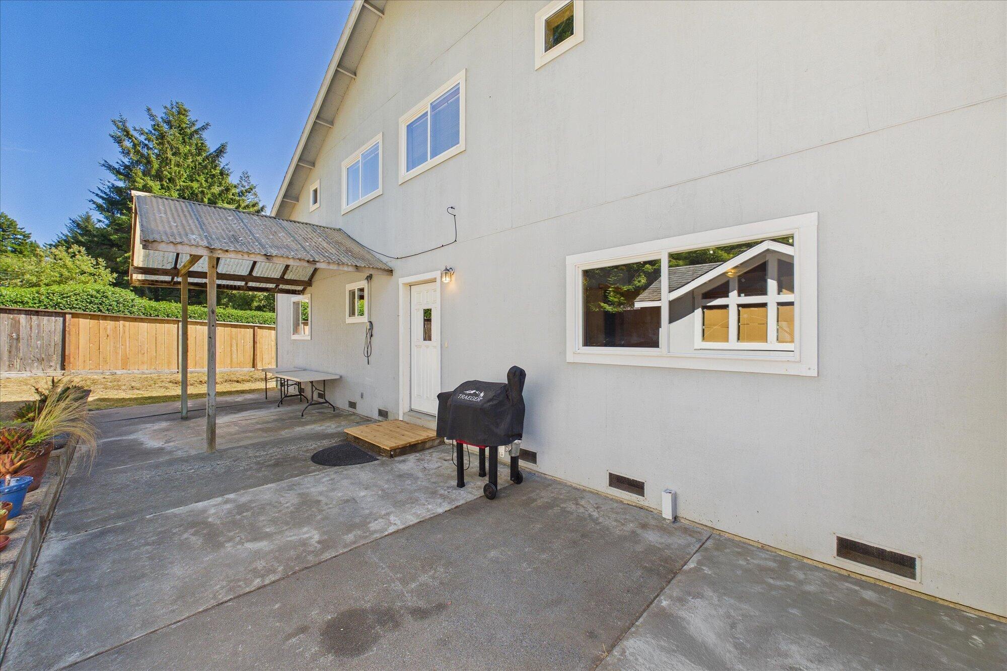 955 Westgate Drive