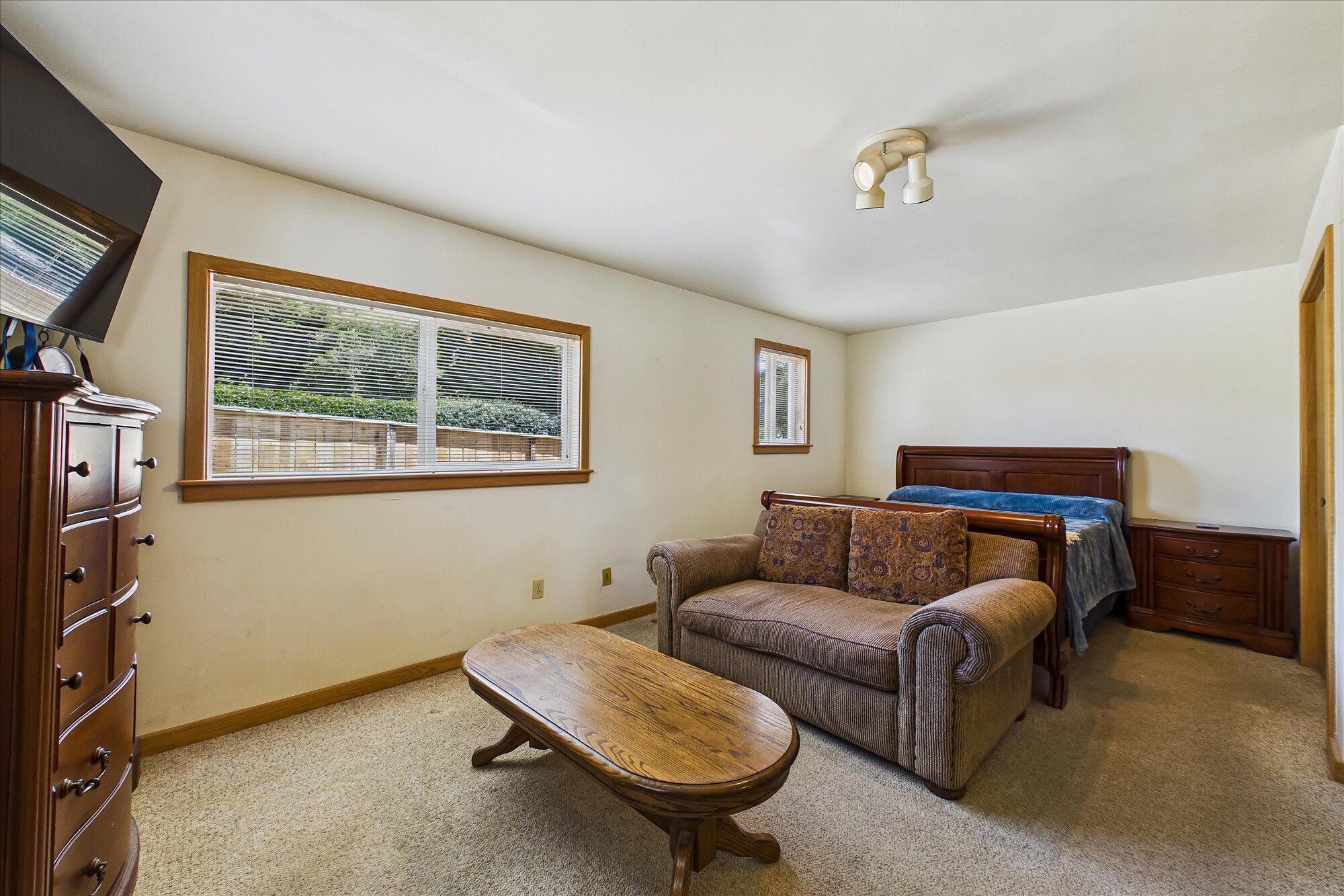 955 Westgate Drive