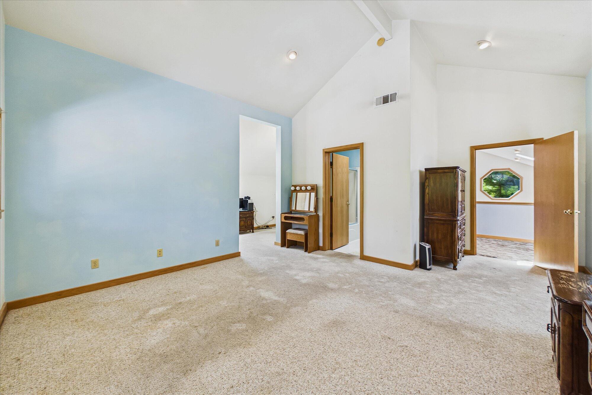 955 Westgate Drive