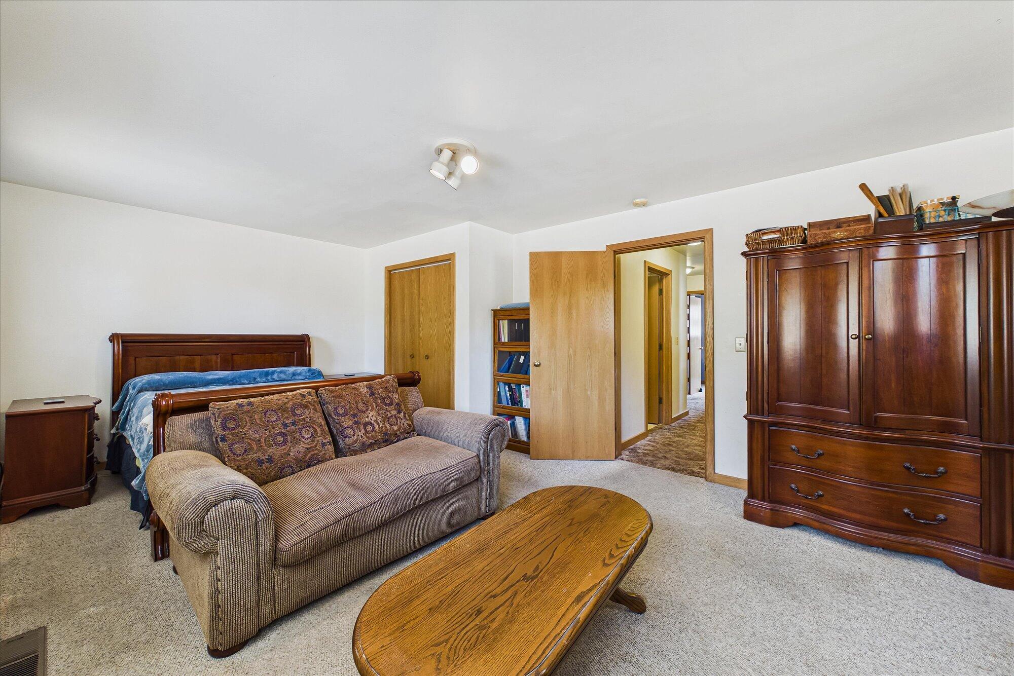 955 Westgate Drive