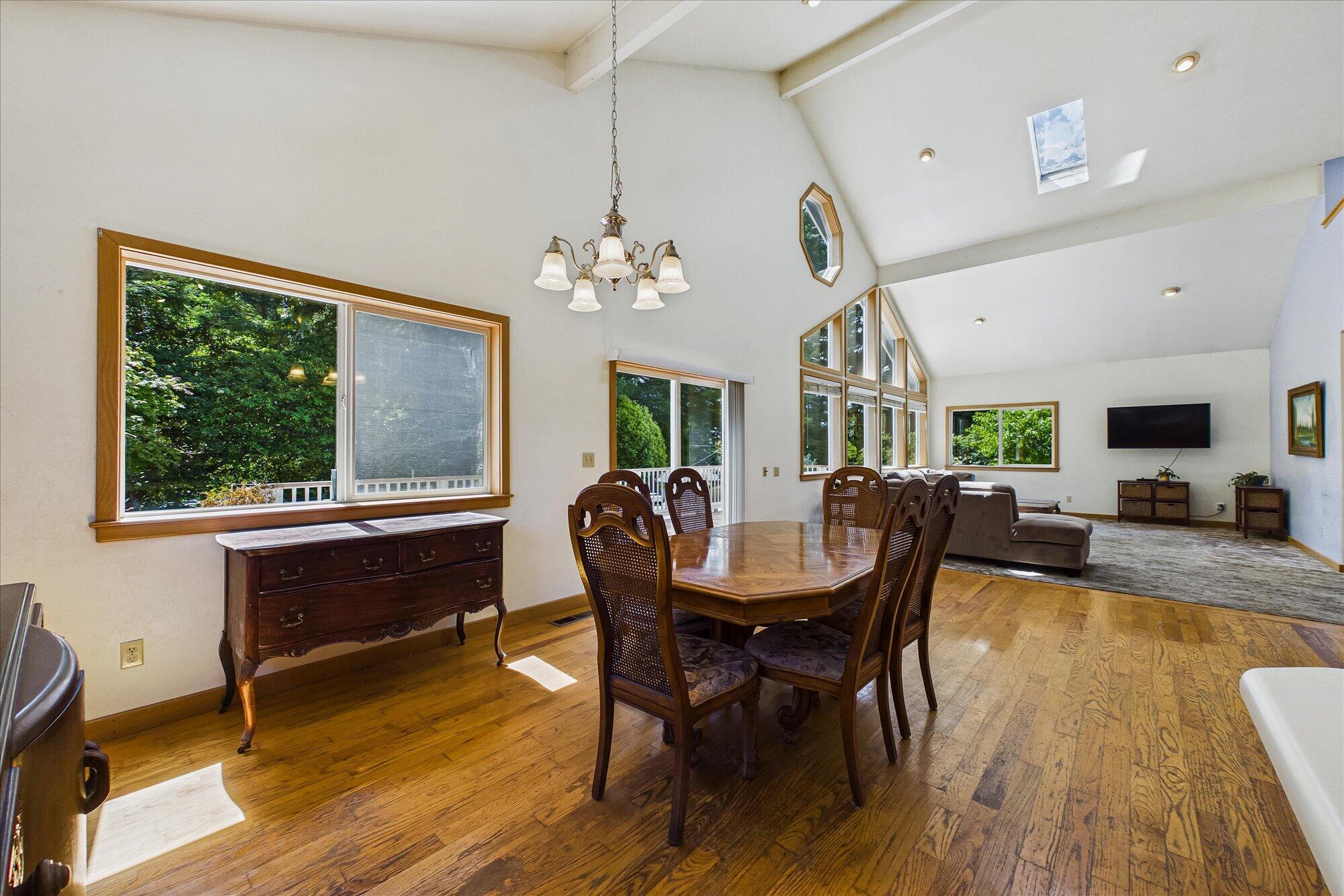955 Westgate Drive