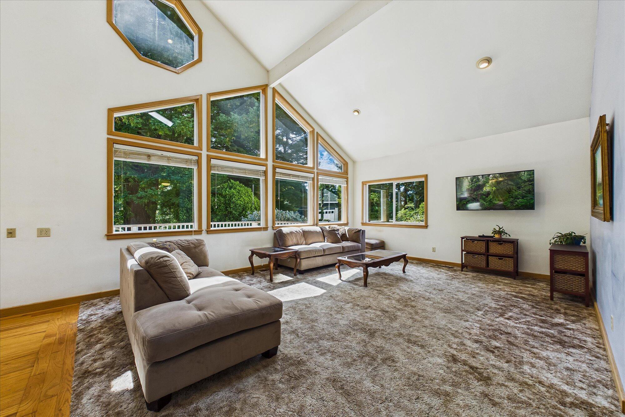955 Westgate Drive