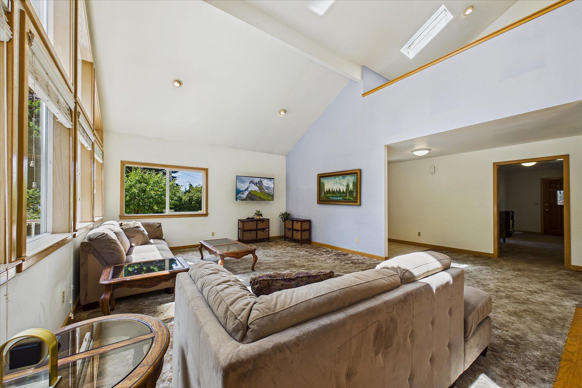 955 Westgate Drive