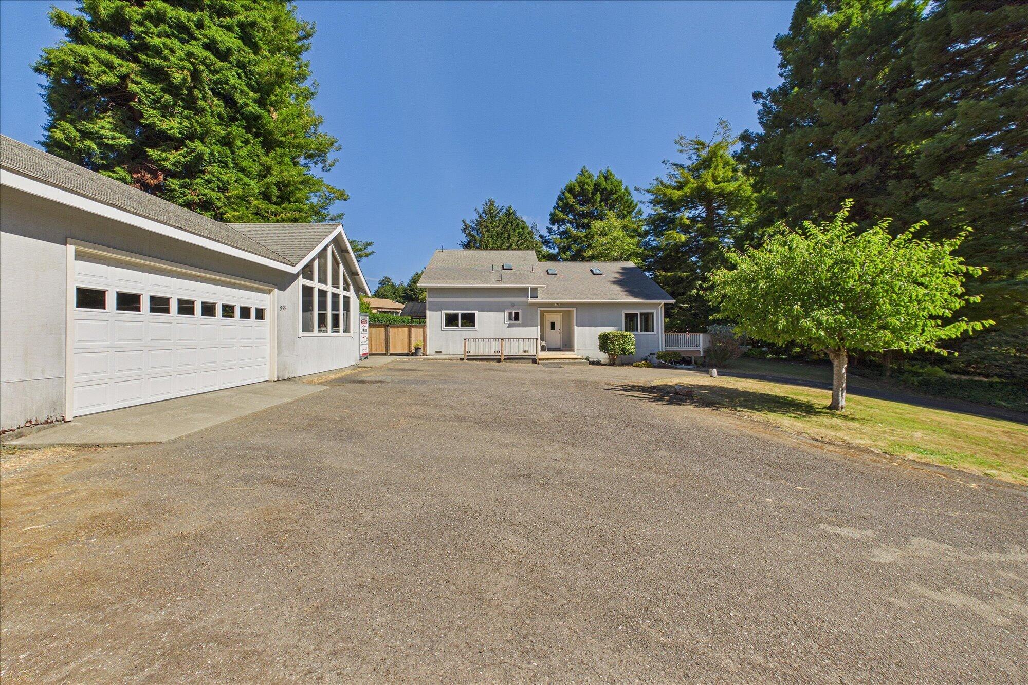 955 Westgate Drive